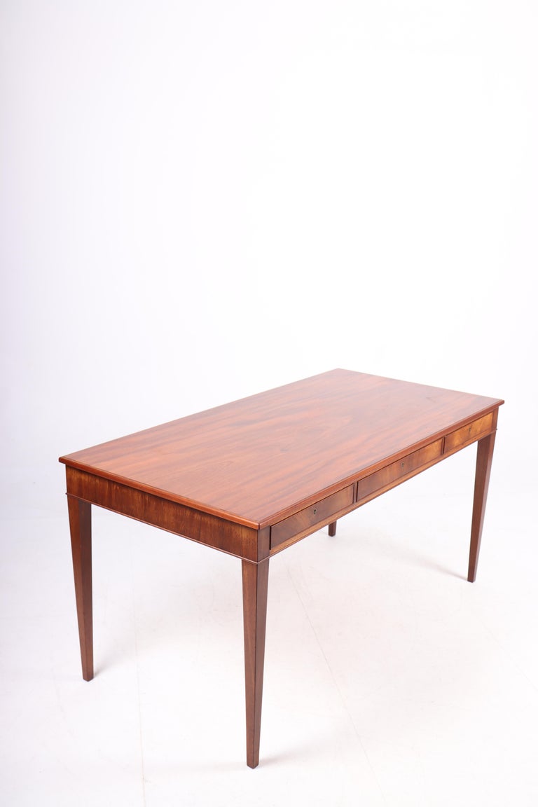 Danish Midcentury Desk in Mahogany Designed by Frits Heningsen, 1950s For Sale