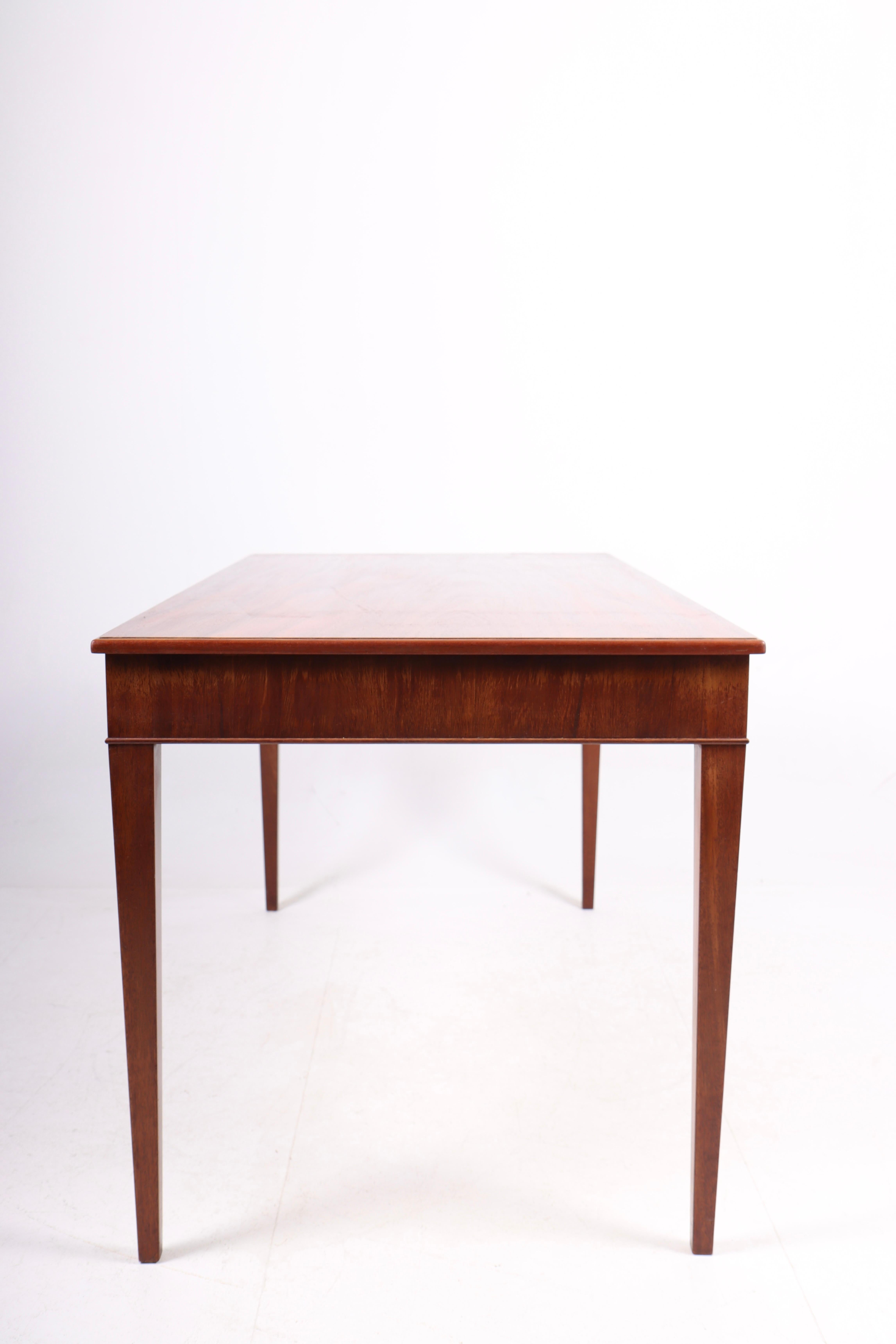 Midcentury Desk in Mahogany Designed by Frits Heningsen, 1950s In Good Condition In Lejre, DK