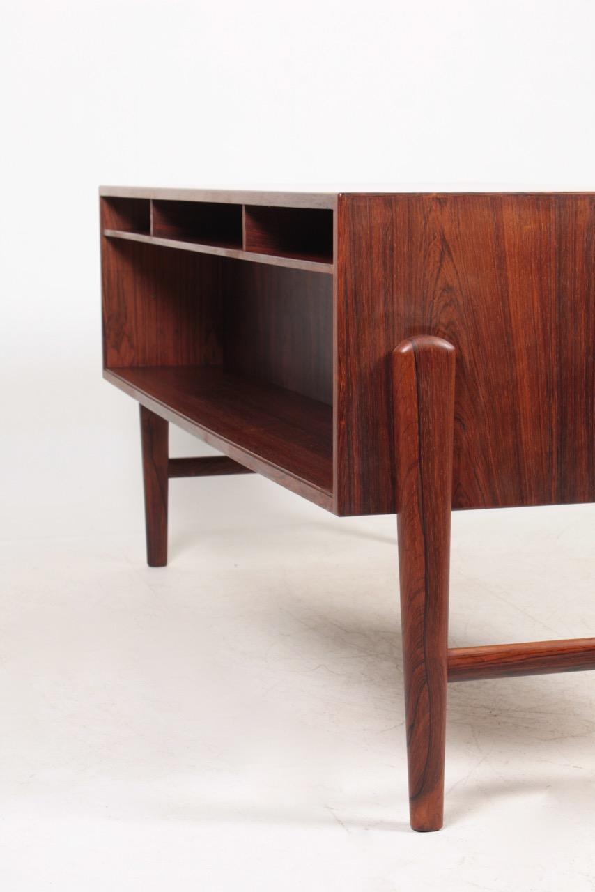 Midcentury Desk in Rosewood, Danish Modern, 1960s 1