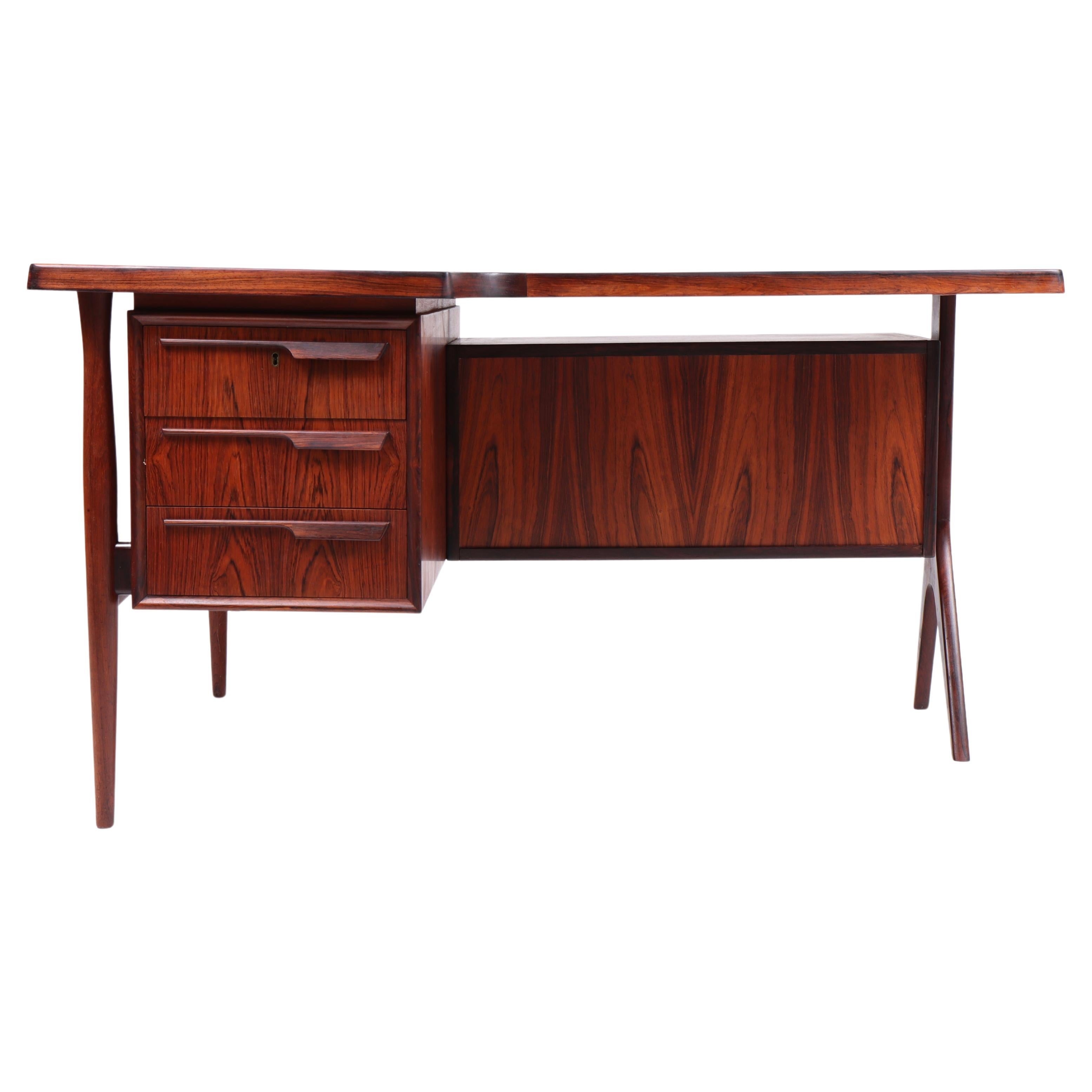Midcentury Desk in Rosewood, Made in Denmark 1960s For Sale