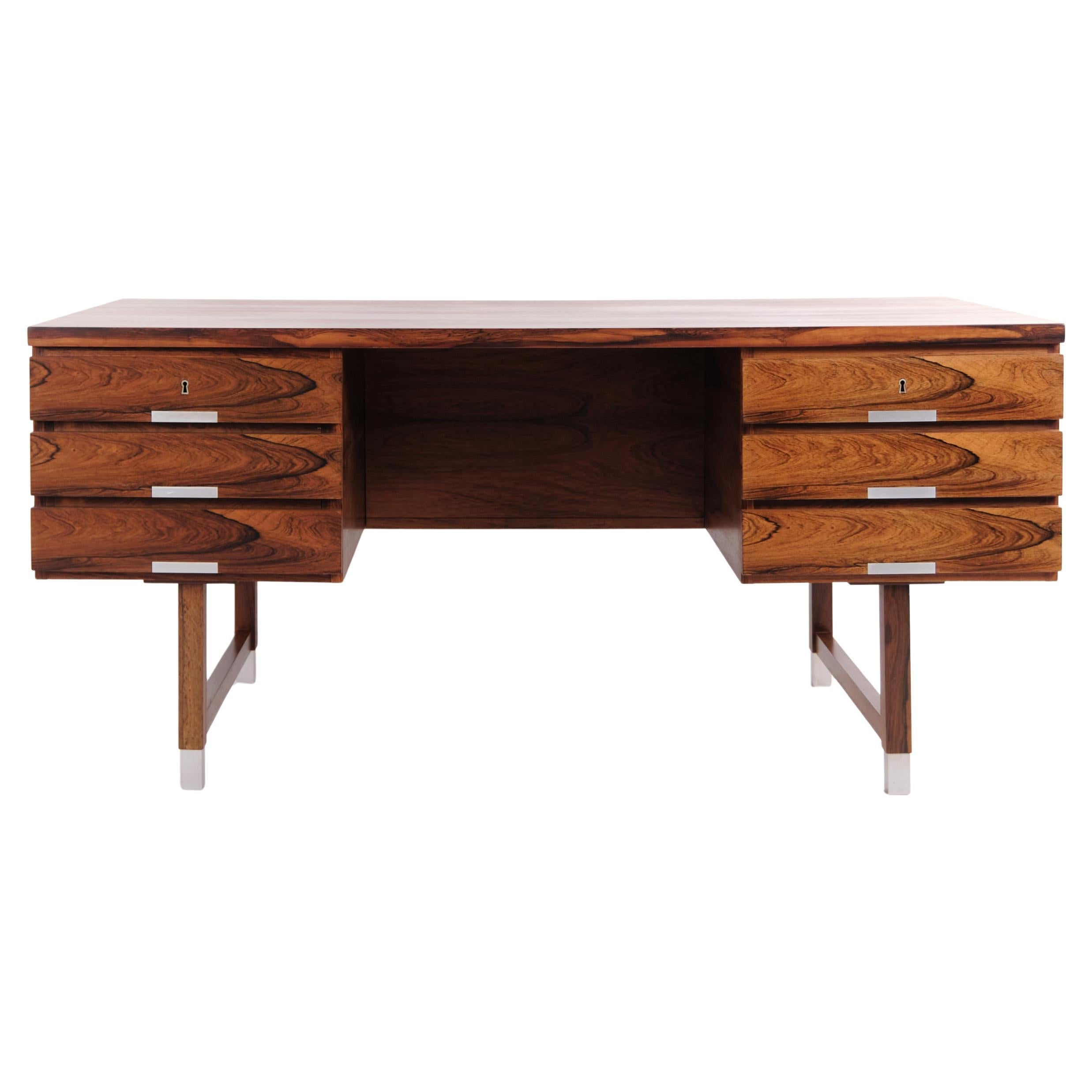 Midcentury Desk in Rosewood model "EP401" by Eigil Petersens Møbelfabrik For Sale