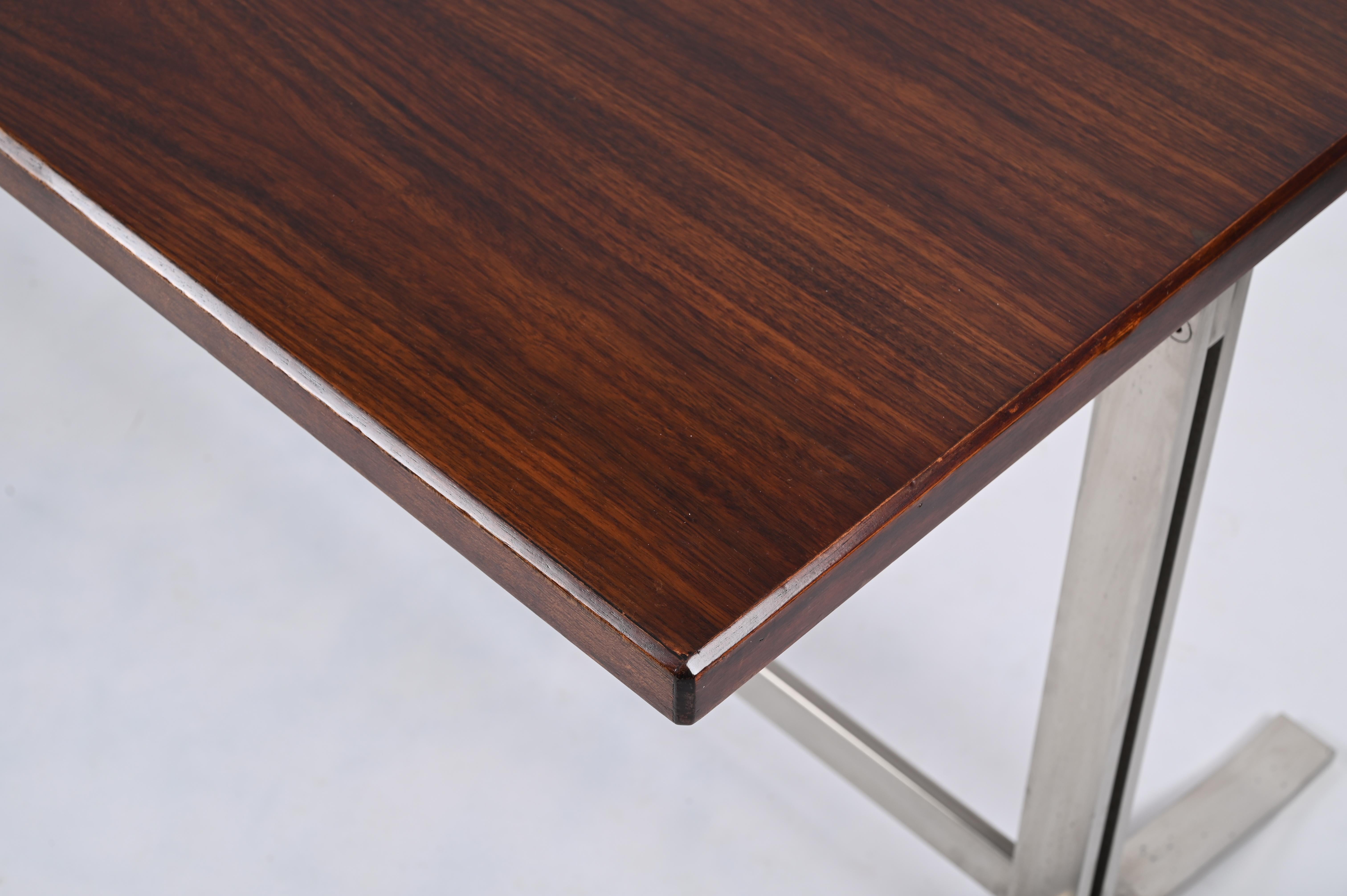 Midcentury Desk in Walnut and Steel by Moscatelli for Formanova, Italy, 1965 For Sale 3
