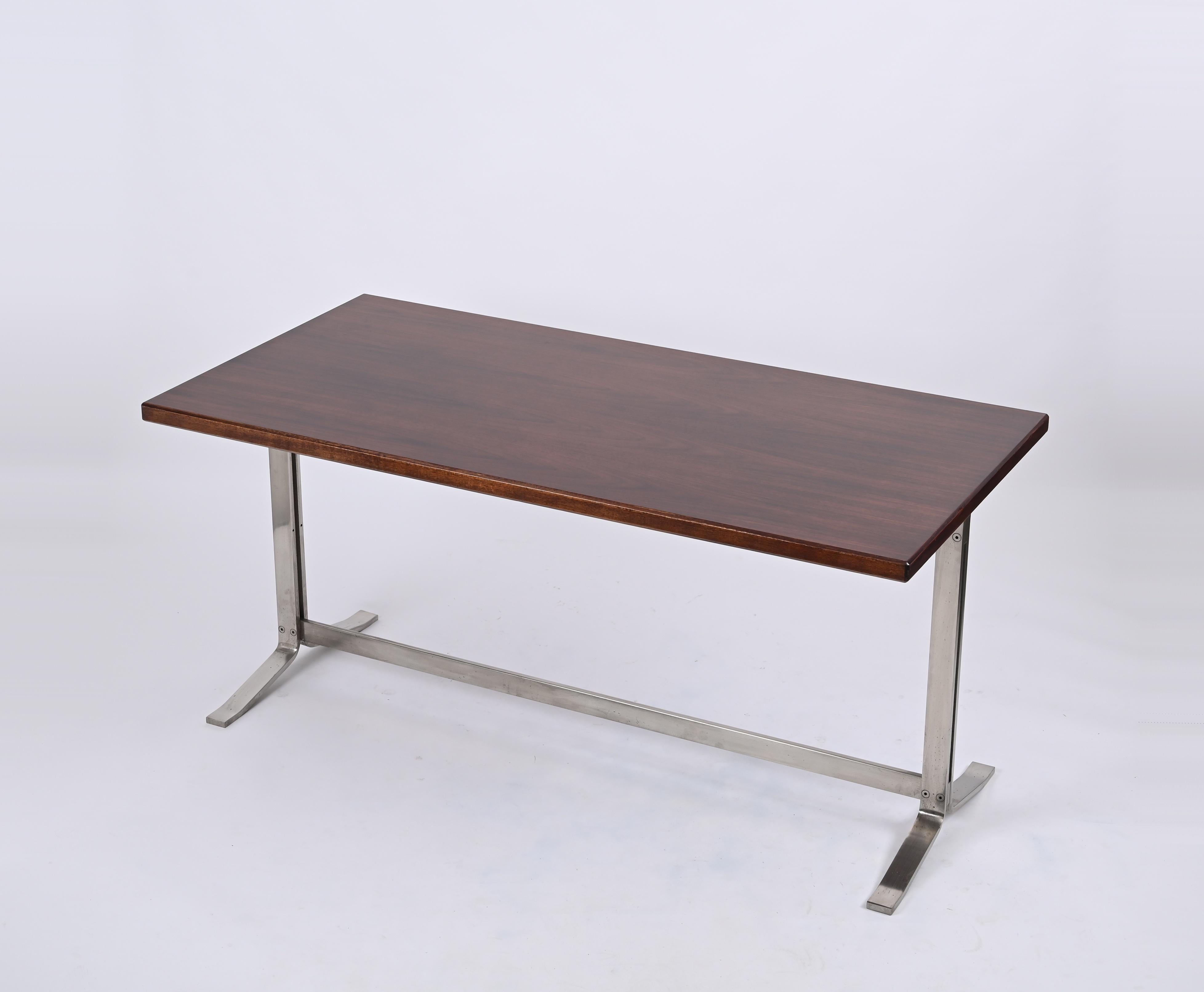 Schreibtisch aus Nussbaum und Stahl aus der Mitte des Jahrhunderts von Moscatelli für Formanova, Italien, 1965 im Angebot 8