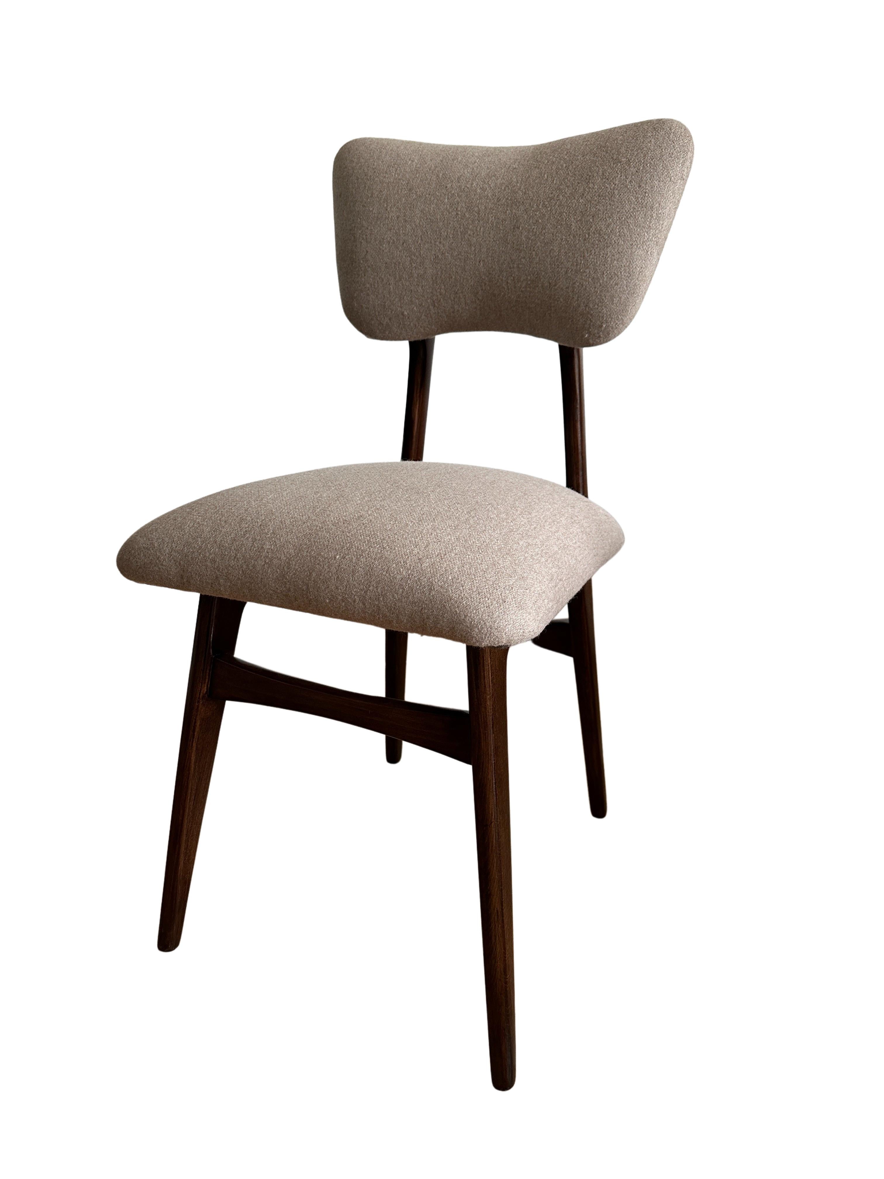 Midcentury Dining Chair in Beige Wool Upholstery, Poland, 1960s For Sale 1