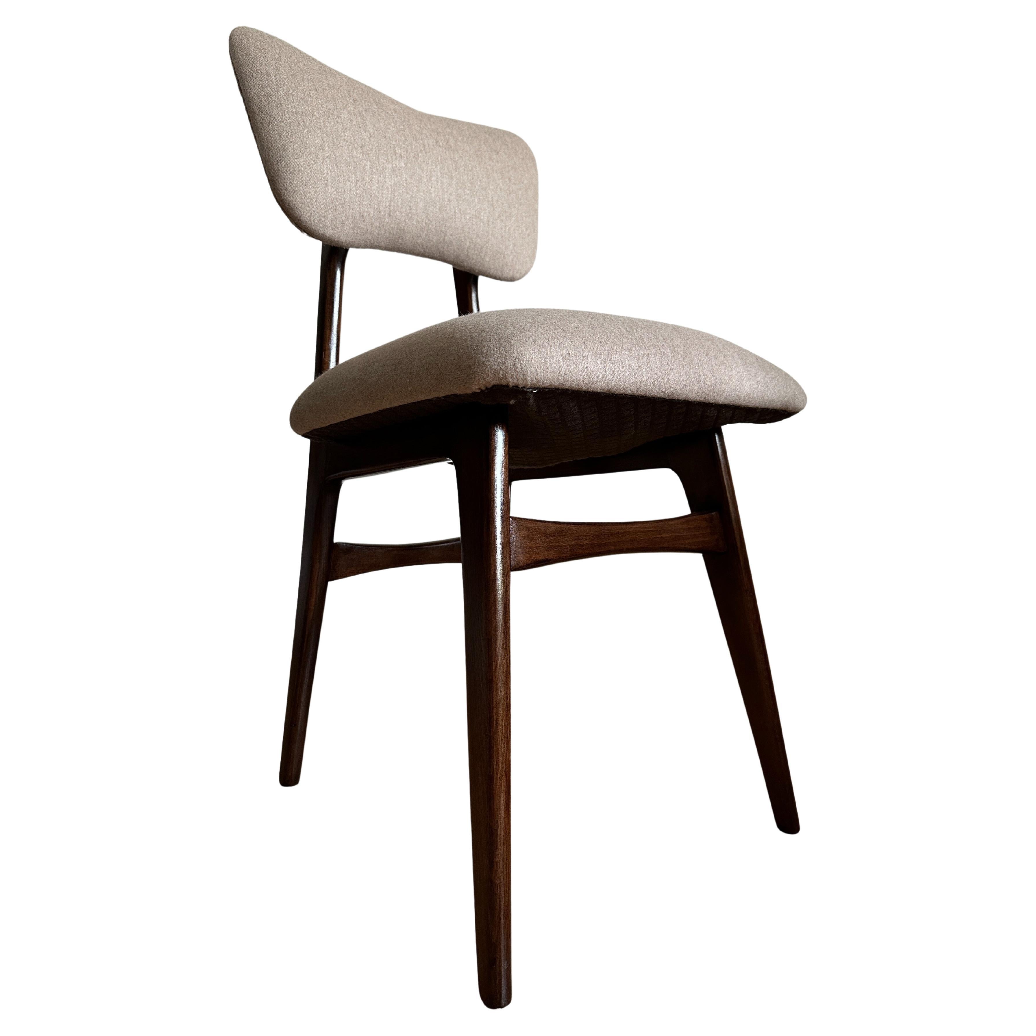 Midcentury Dining Chair in Beige Wool Upholstery, Poland, 1960s For Sale