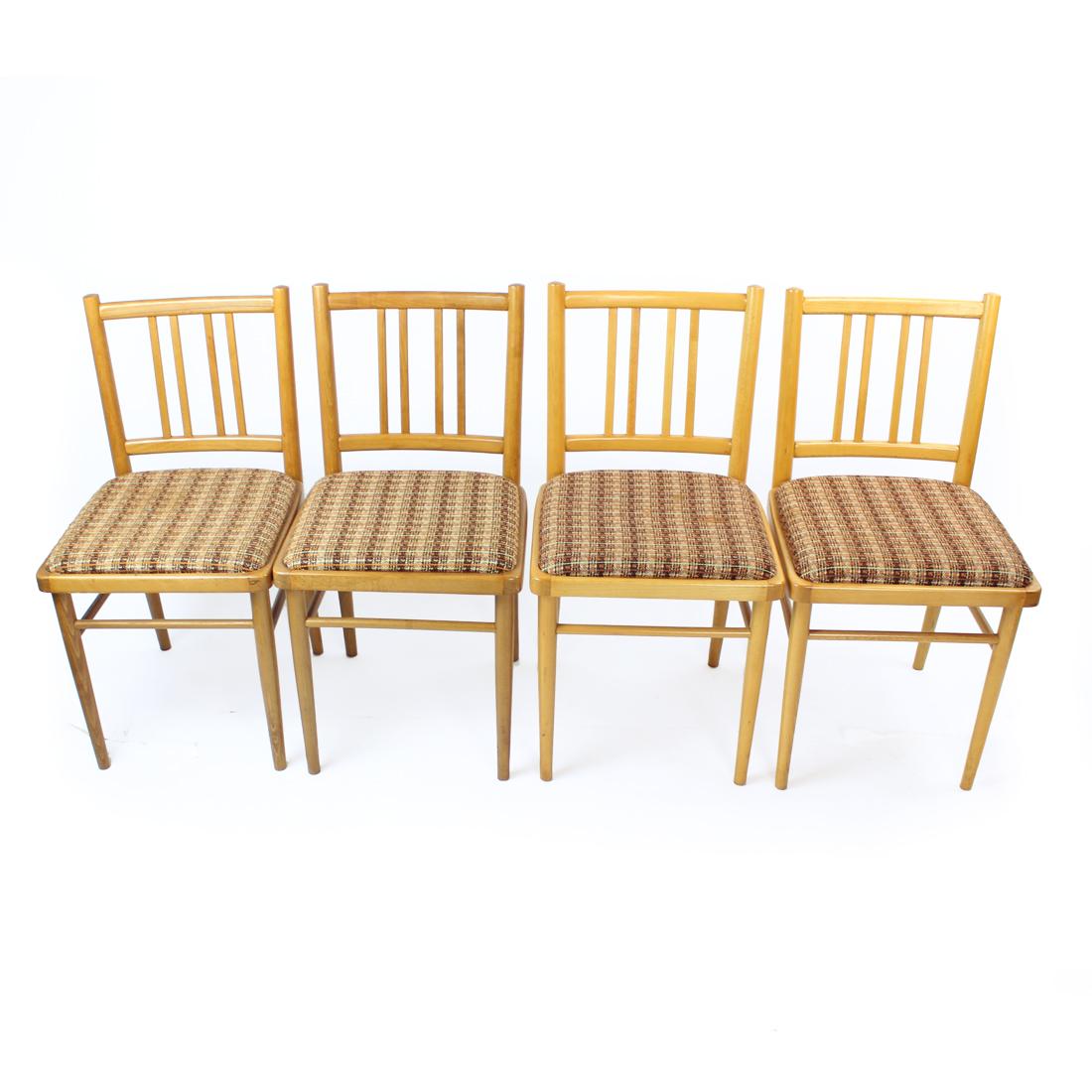 Midcentury Dining Chairs In Oak And Fabric, Ton Czechoslovakia, Set Of 4 For Sale 7