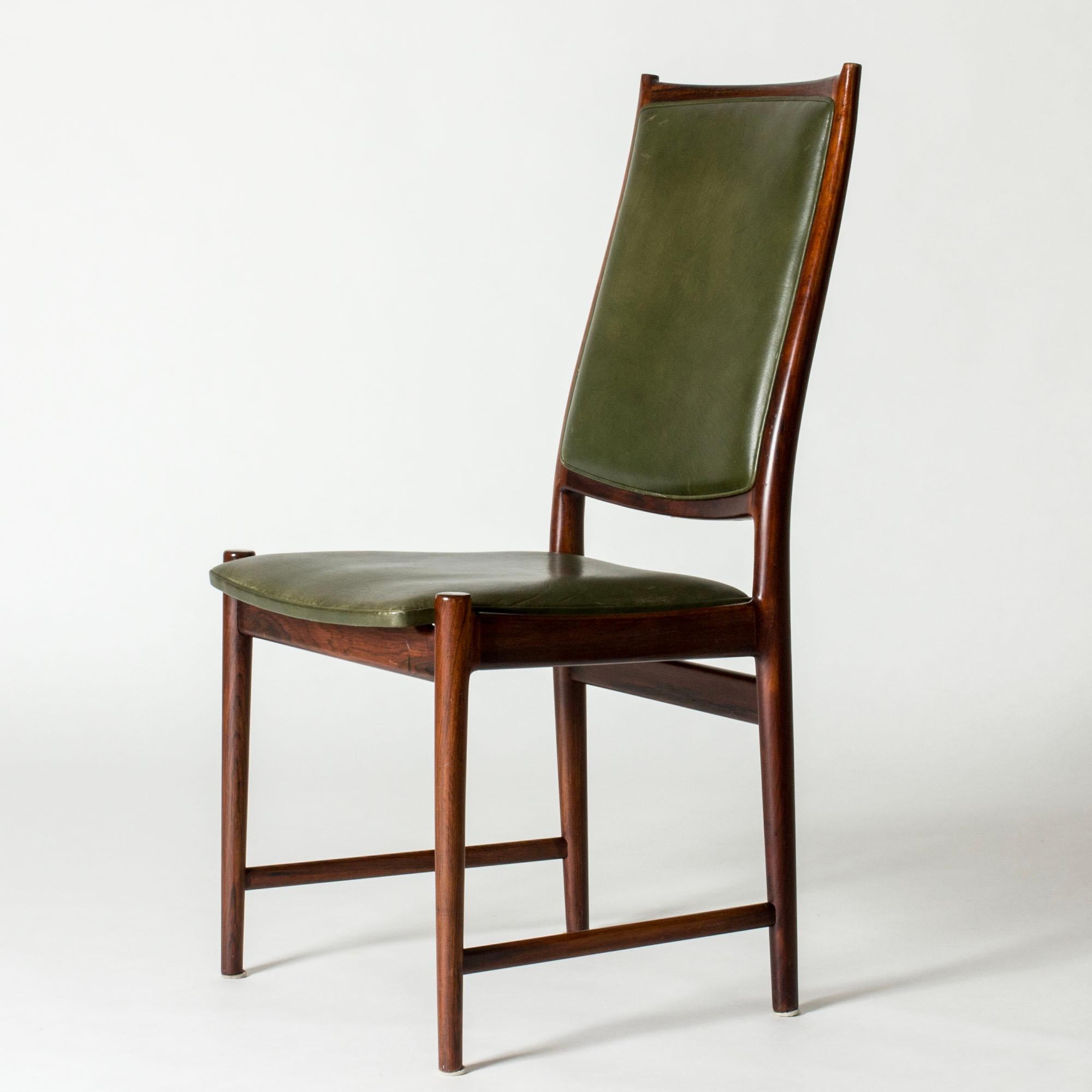 Milieu du XXe siècle Chaises de salle à manger du milieu du siècle, Torbjørn Afdal, Bruksbo, Norvège, années 1960, ensemble de huit pièces en vente