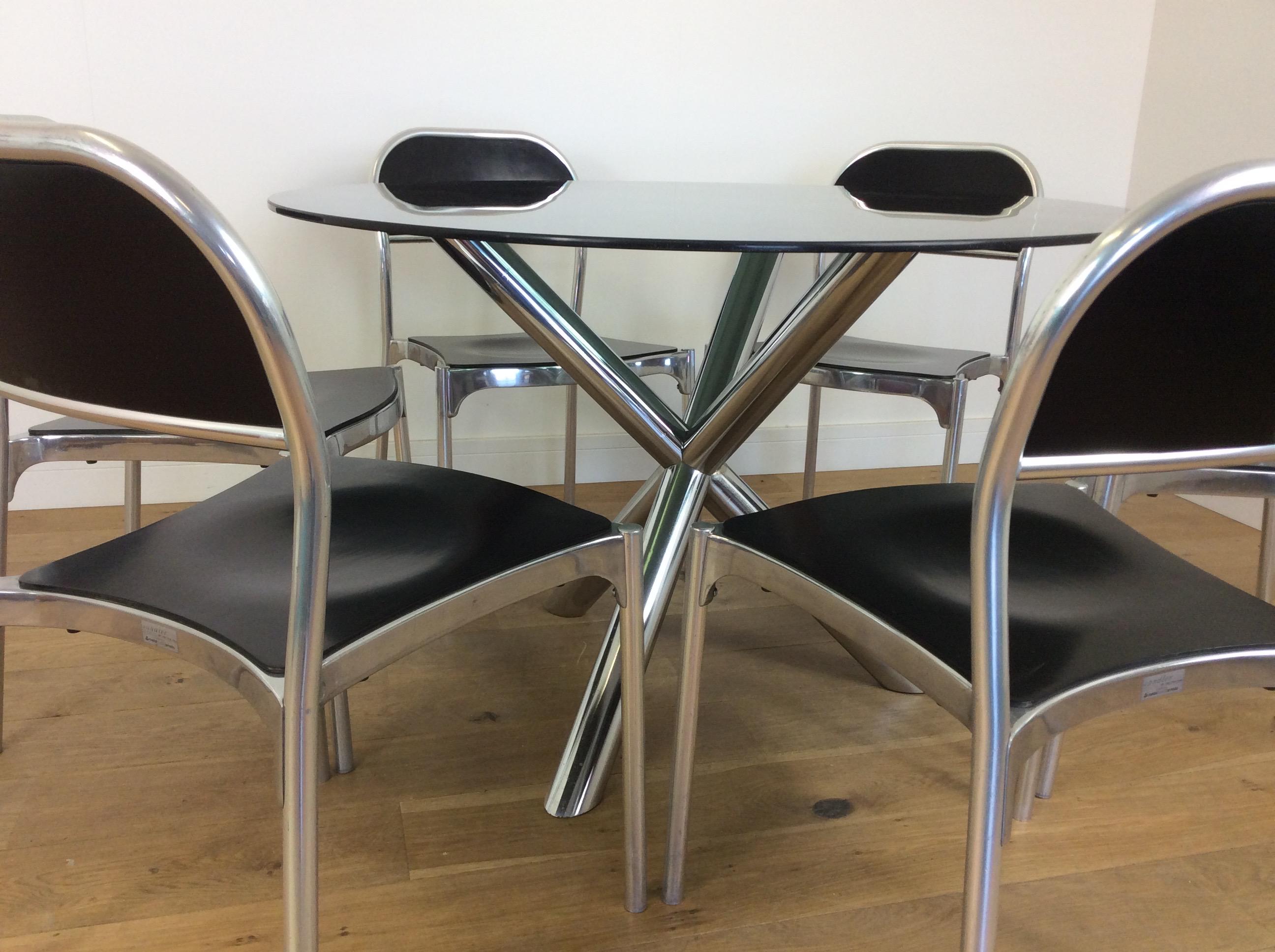 Mid-Century Modern Midcentury Dining Table and Chairs For Sale
