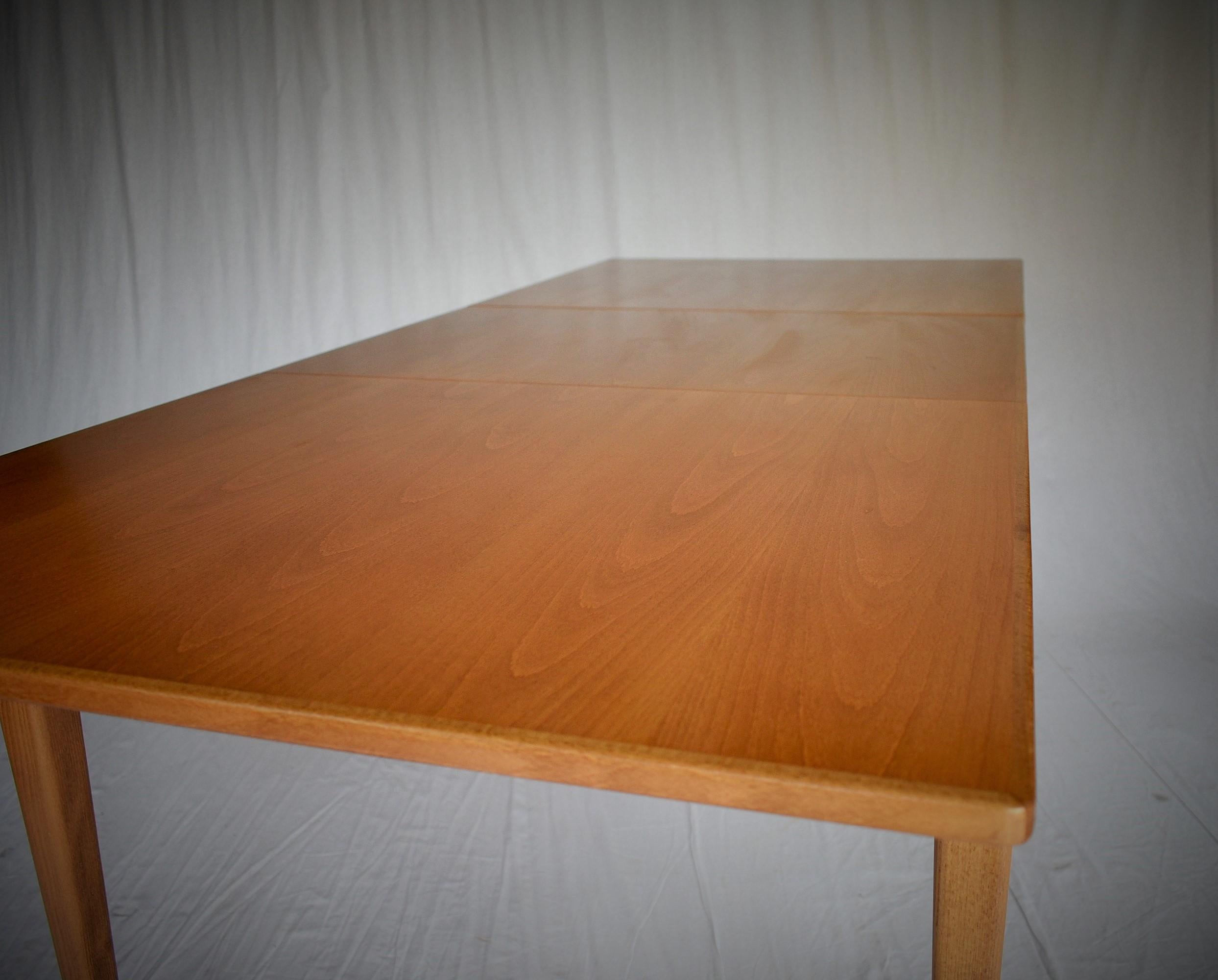 - Made in Czechoslovakia 
- Made of wood 
- Dimension of extendable: Width 180 cm.
- Good, original condition.