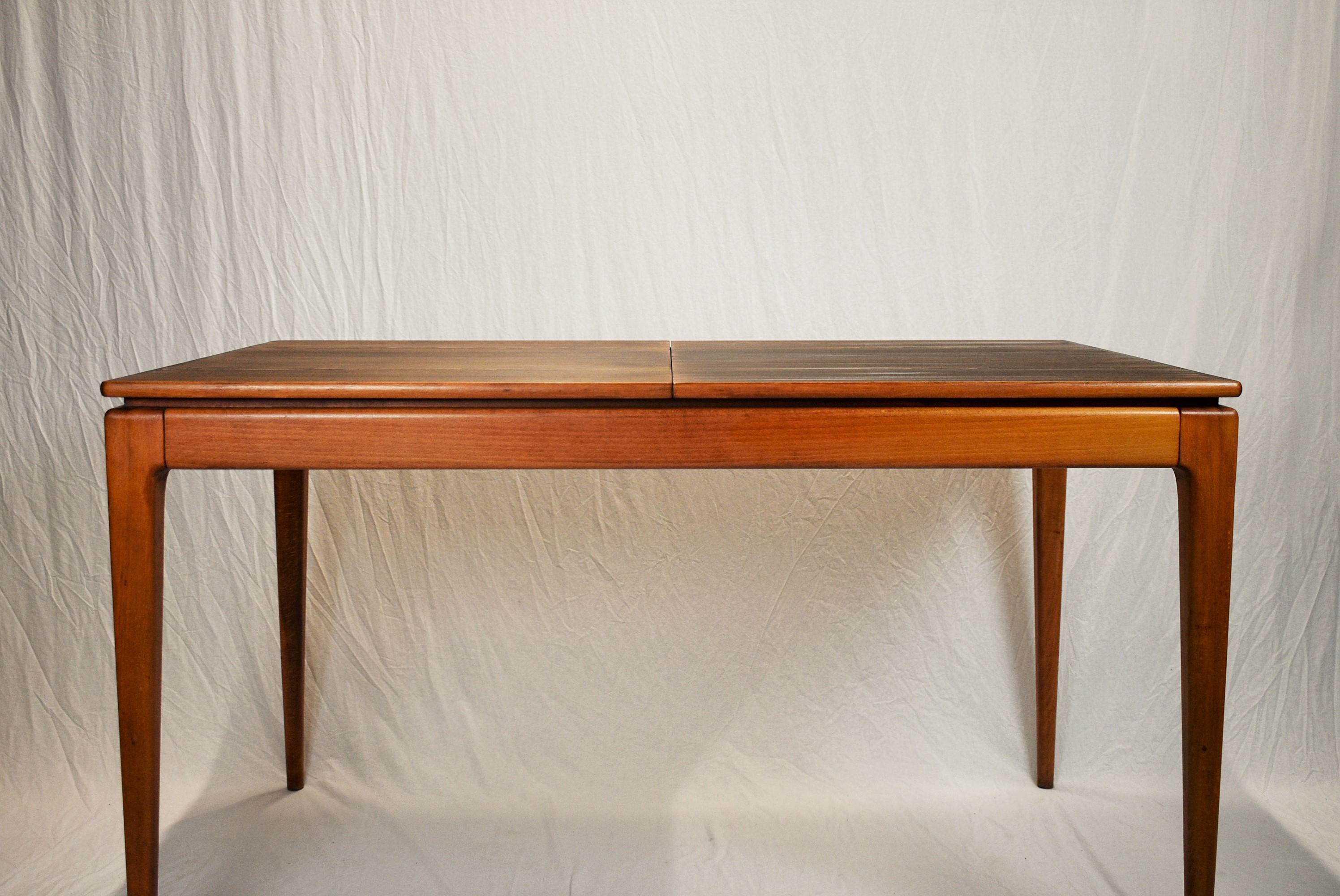 Midcentury Dining Table by Dřevotvar, 1970s In Good Condition For Sale In Praha, CZ