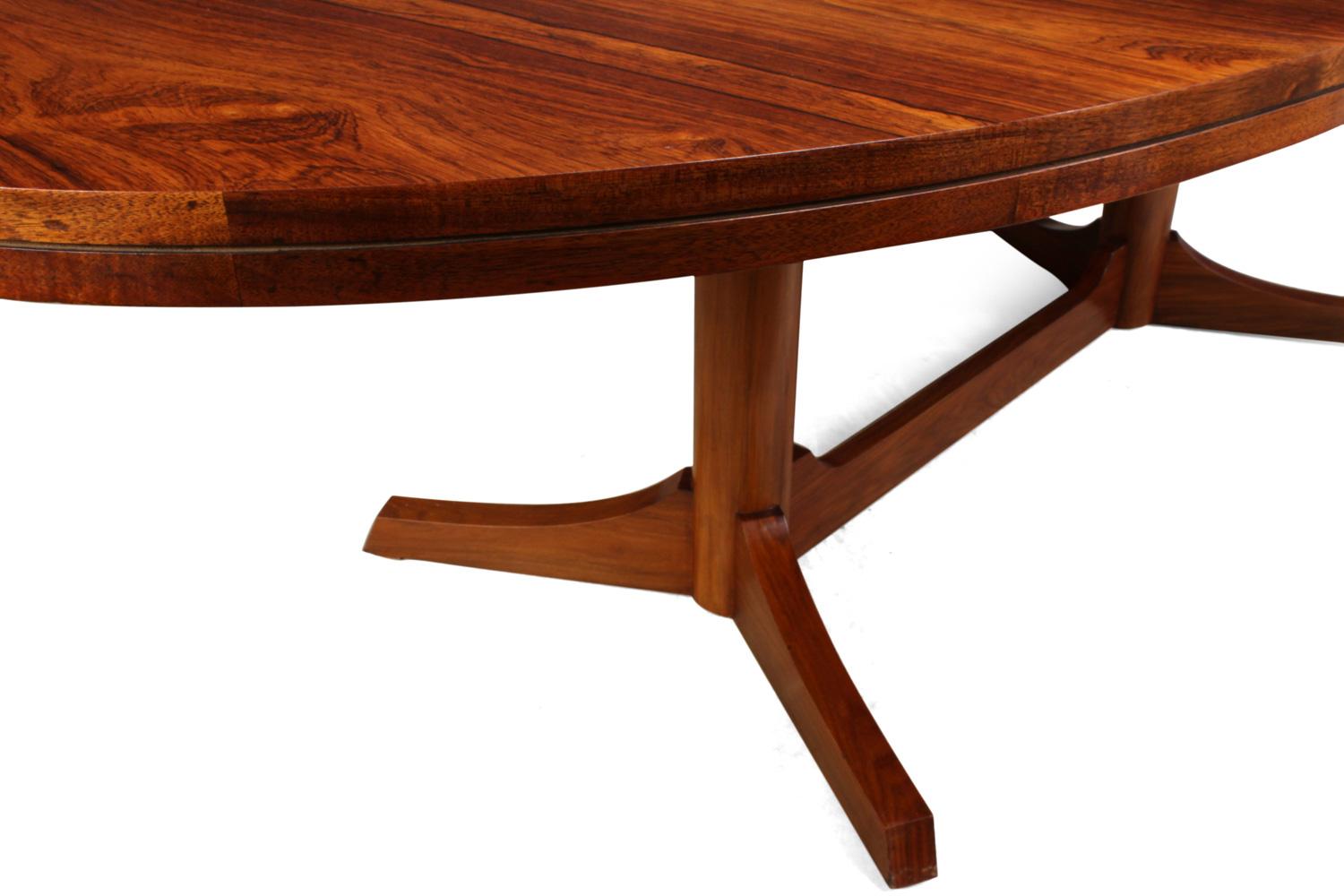Midcentury Dining Table by Robert Heritage 2