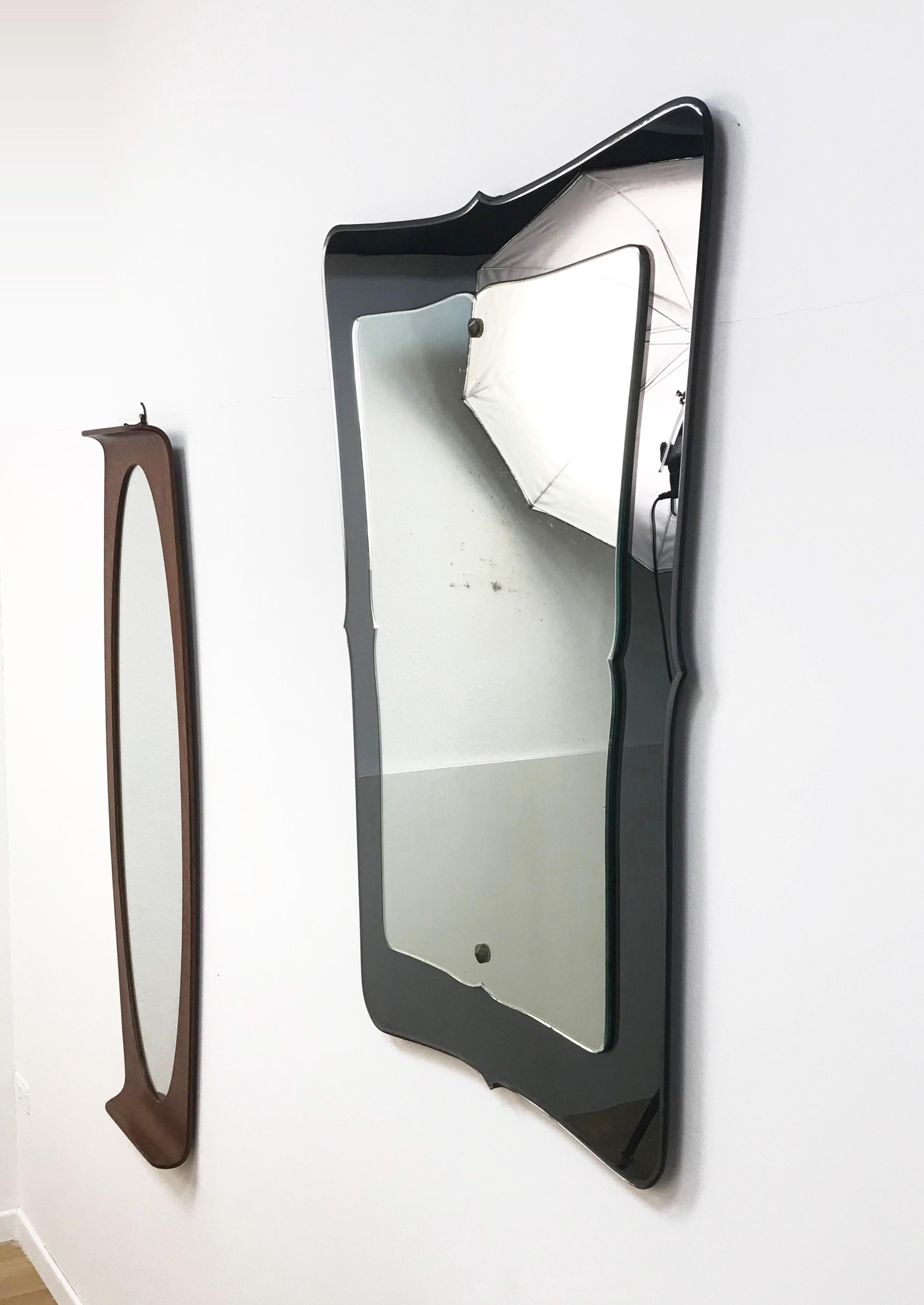 Brass Midcentury Double-Layered Italian Wall Mirror in the style of Fontana Arte 1950s For Sale