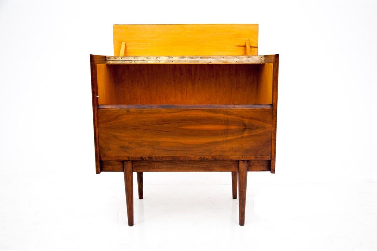 Walnut Midcentury Dry Bar/ Cabinet, Poland, 1960s For Sale