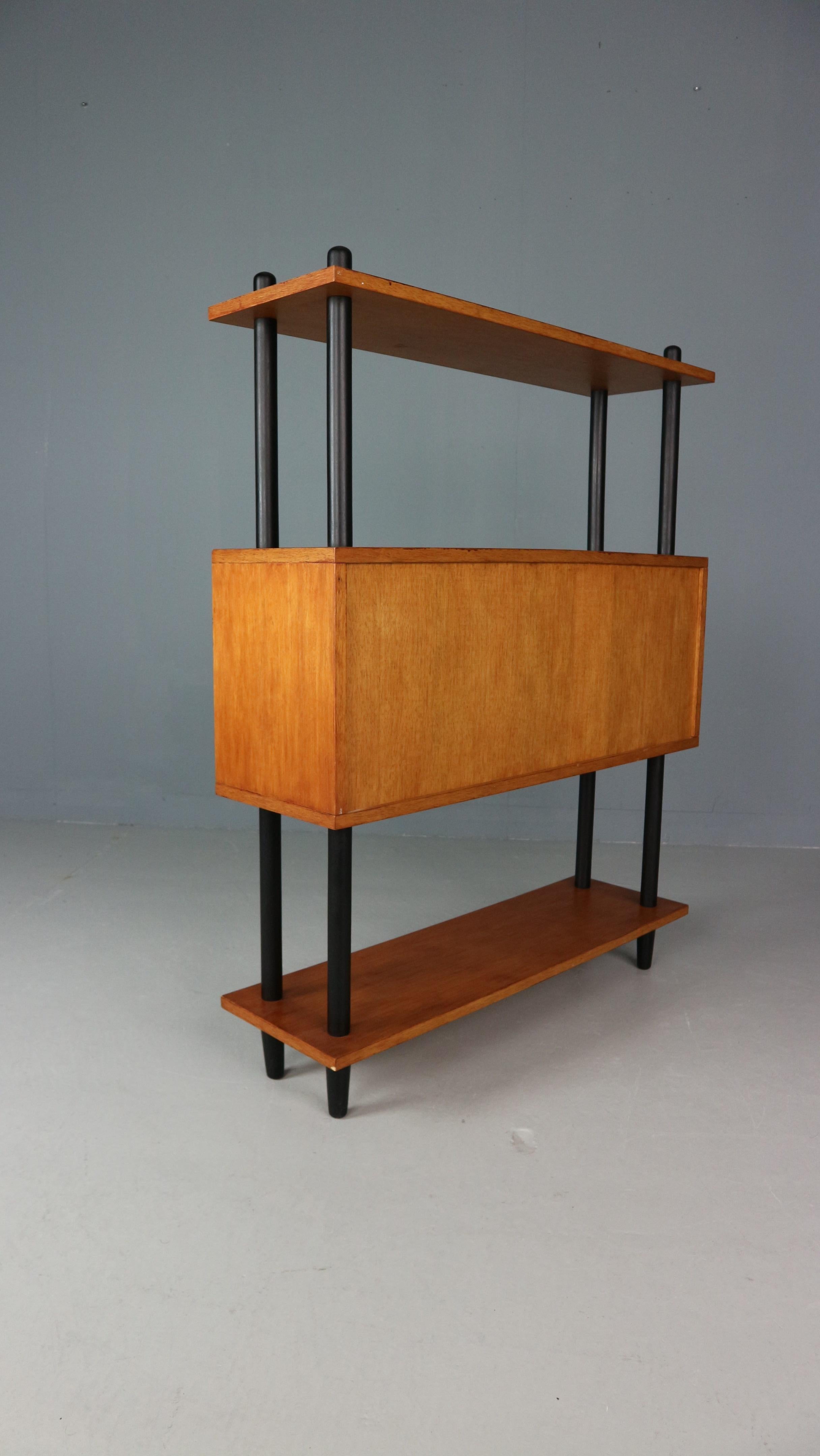 Midcentury Dutch design cabinet ‘Stokkenkast’ wall unit Willem Lutjens, 1950s 8
