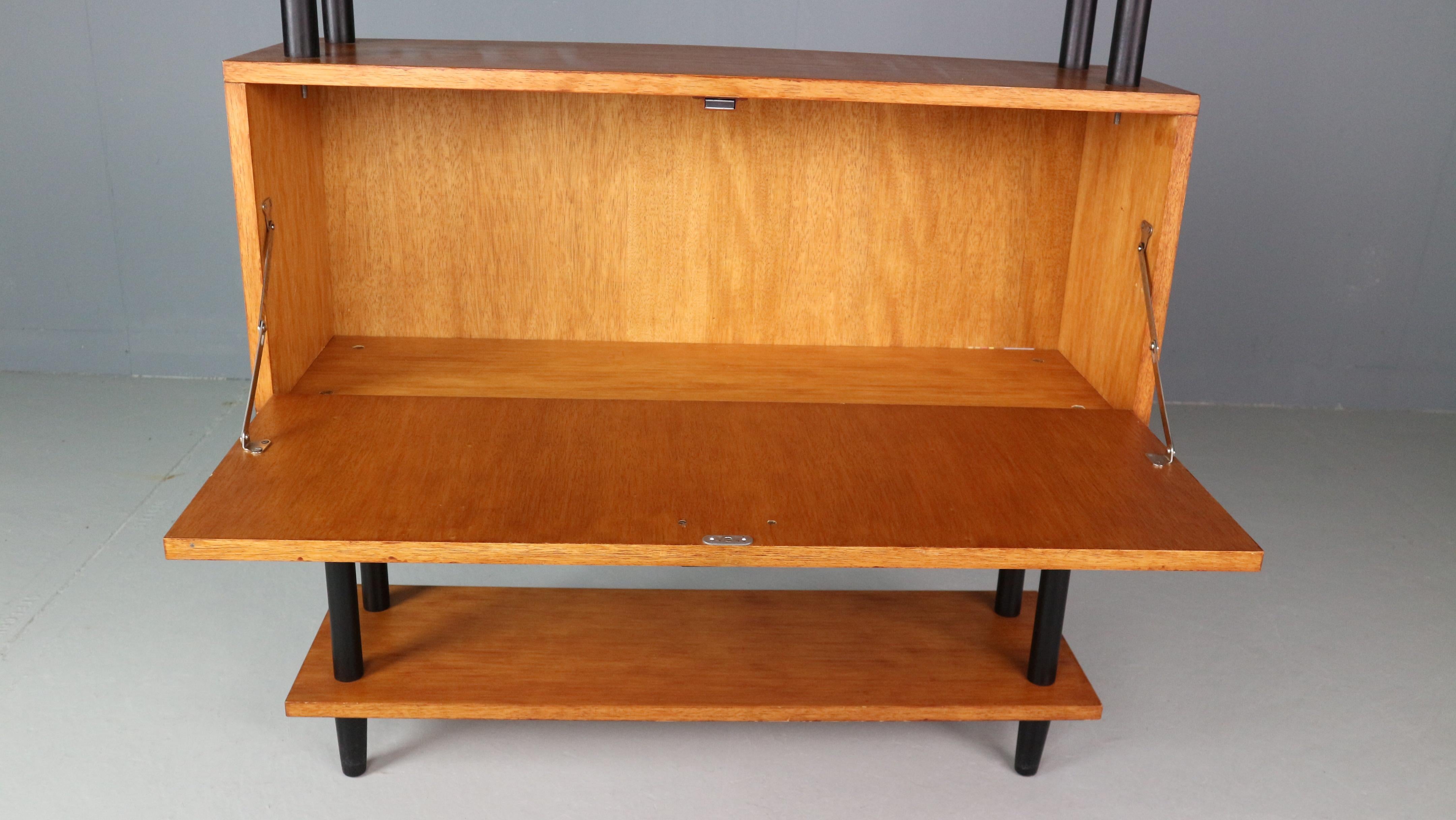 Midcentury Dutch design cabinet ‘Stokkenkast’ wall unit Willem Lutjens, 1950s 1
