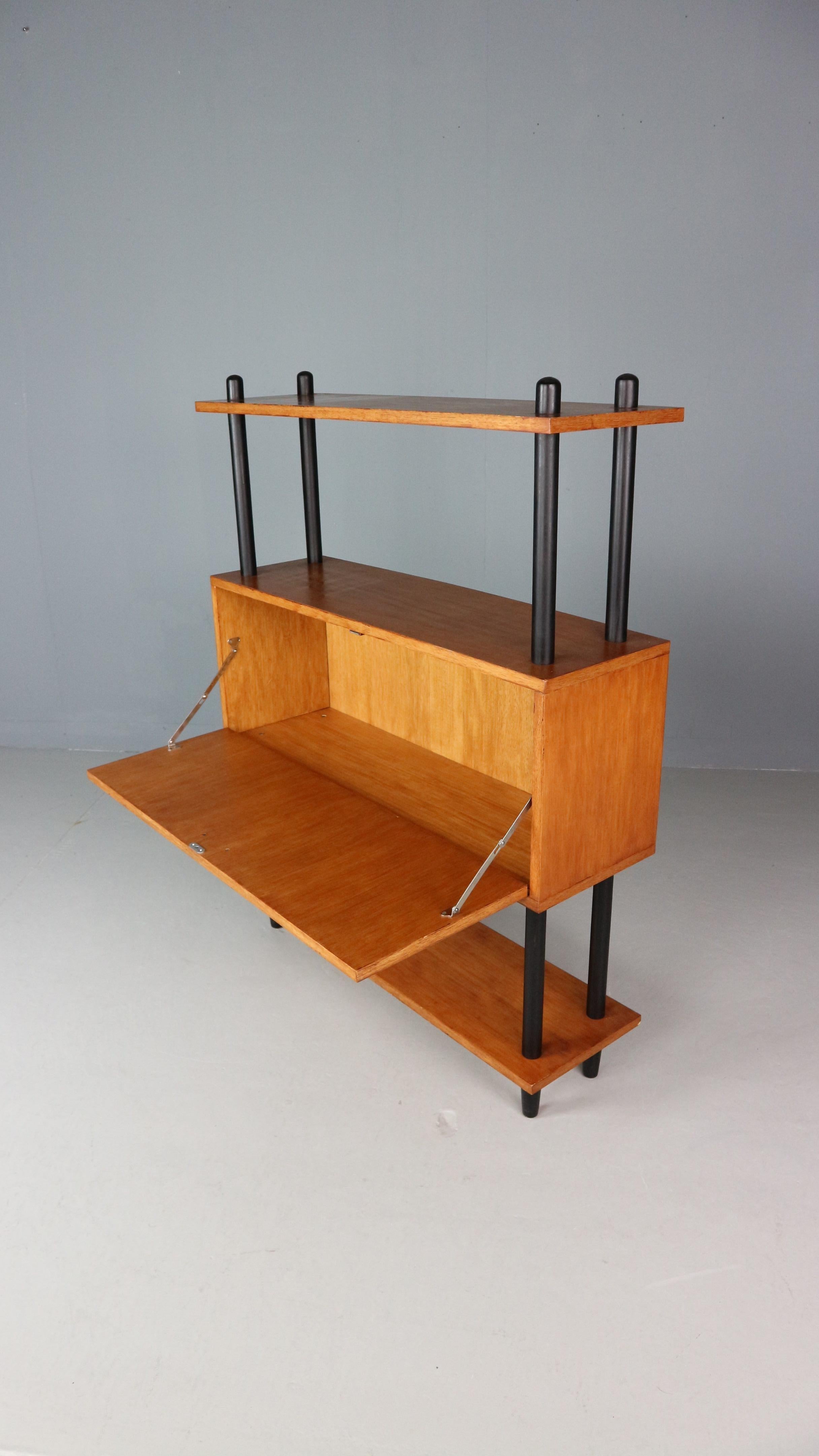 Midcentury Dutch design cabinet ‘Stokkenkast’ wall unit Willem Lutjens, 1950s 3