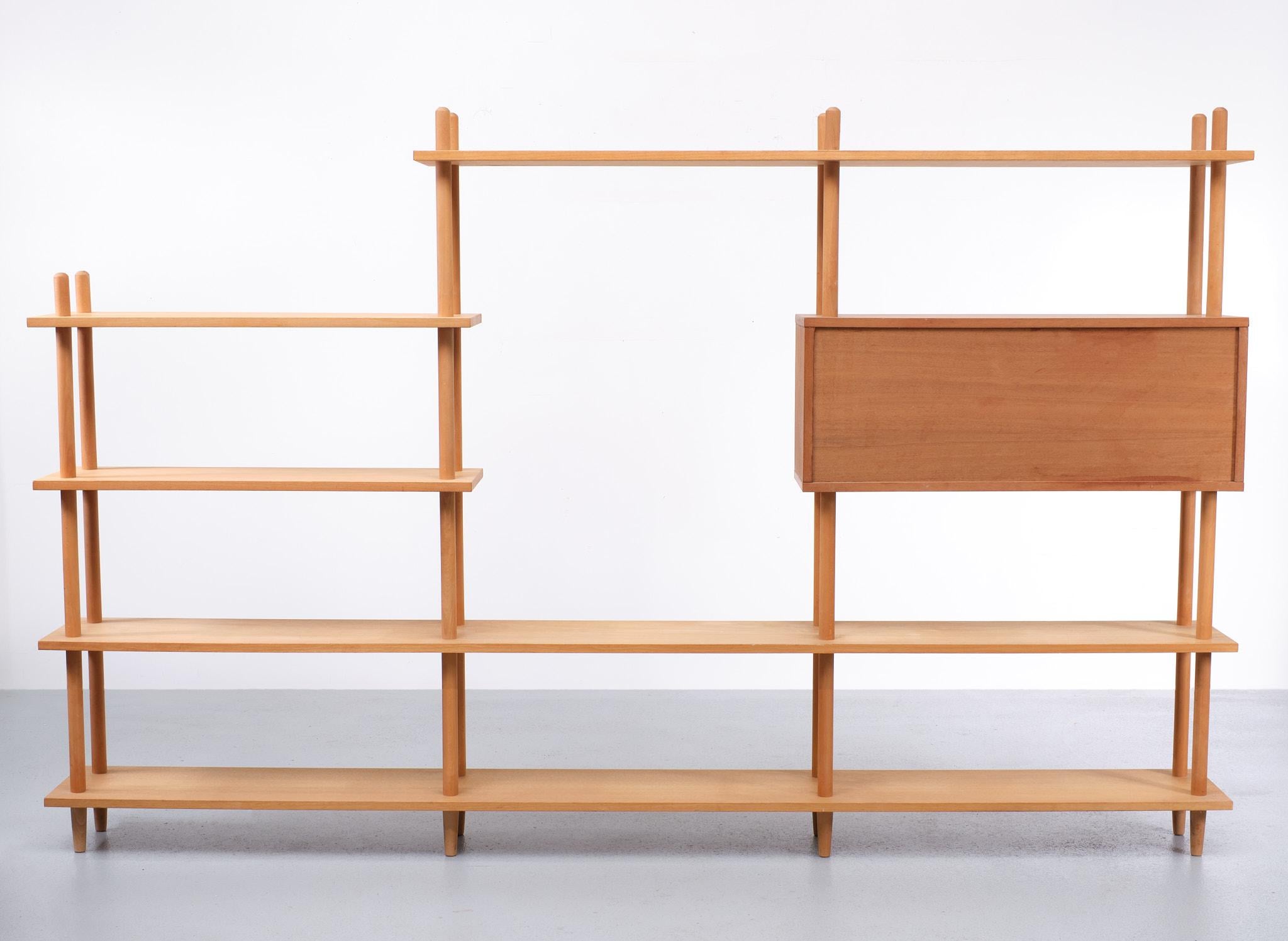 Midcentury Dutch design cabinet ‘Stokkenkast’ wall unit Willem Lutjens For Sale 1