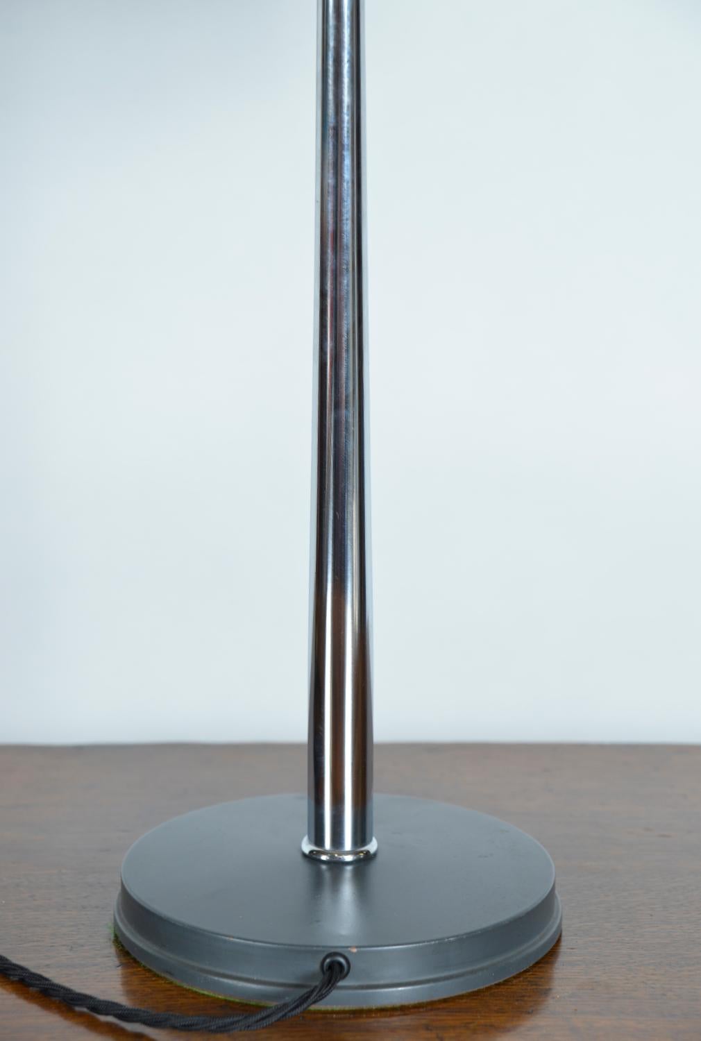 Lámpara de sobremesa Philips Timor 69 Gris de mediados de siglo de Louis Kalff 1960 OVNI en venta 3