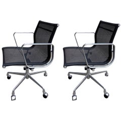 Midcentury Eames Aluminium Group Chairs for Herman Miller