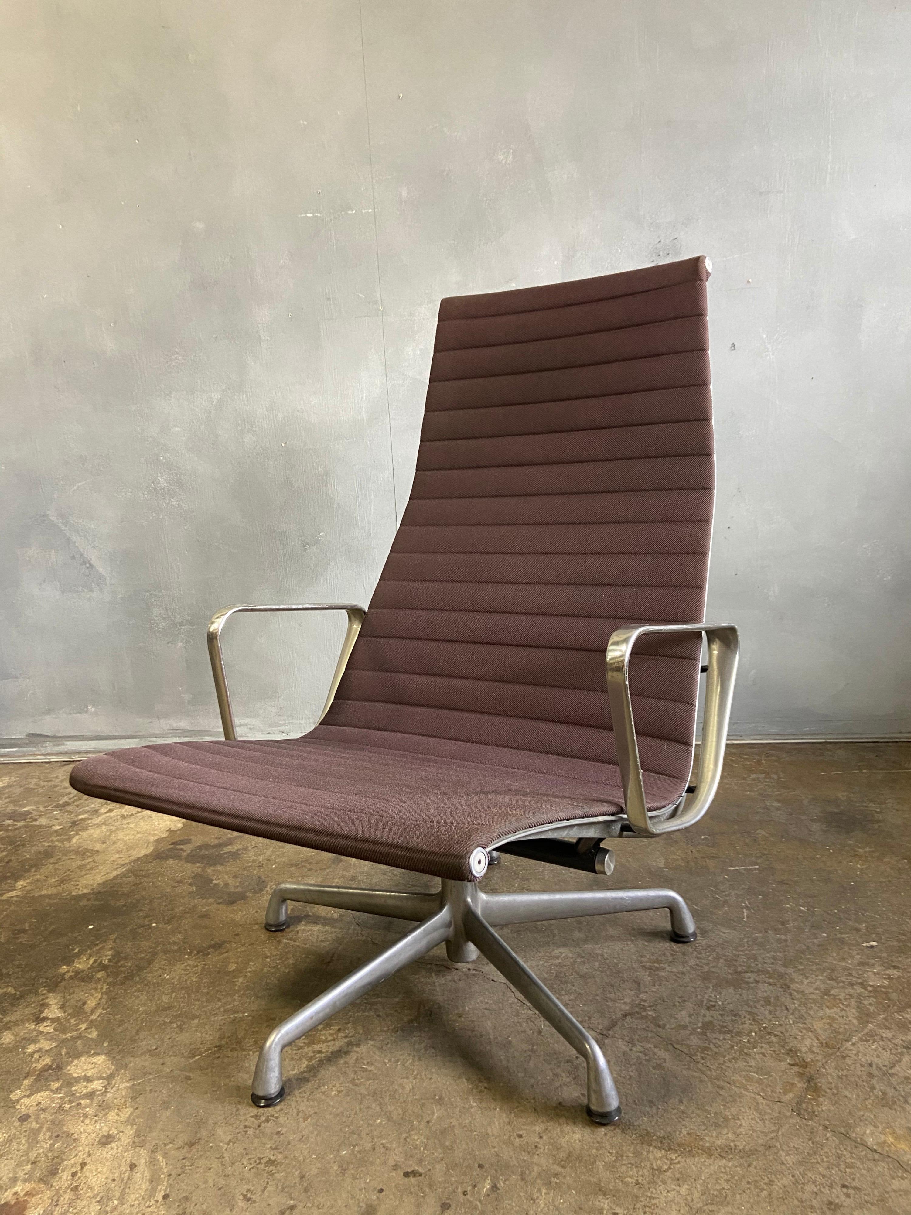Midcentury Eames Aluminum Group Lounge Chair 2