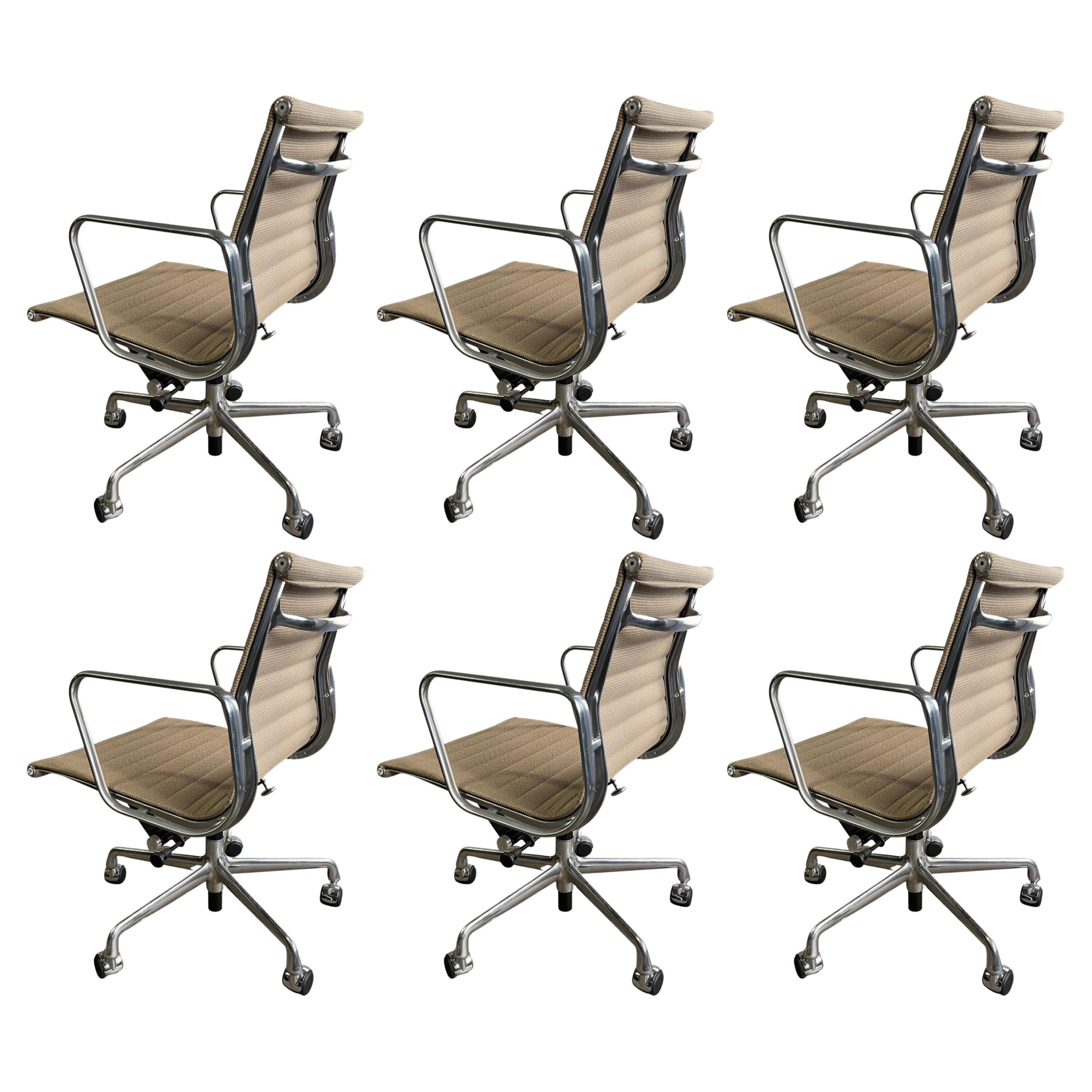 Midcentury Eames Aluminum Group Managment Chairs for Herman Miller