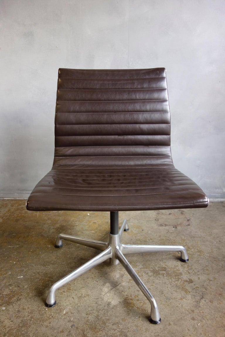 Midcentury Eames Aluminum Group Side Chair for Herman ...