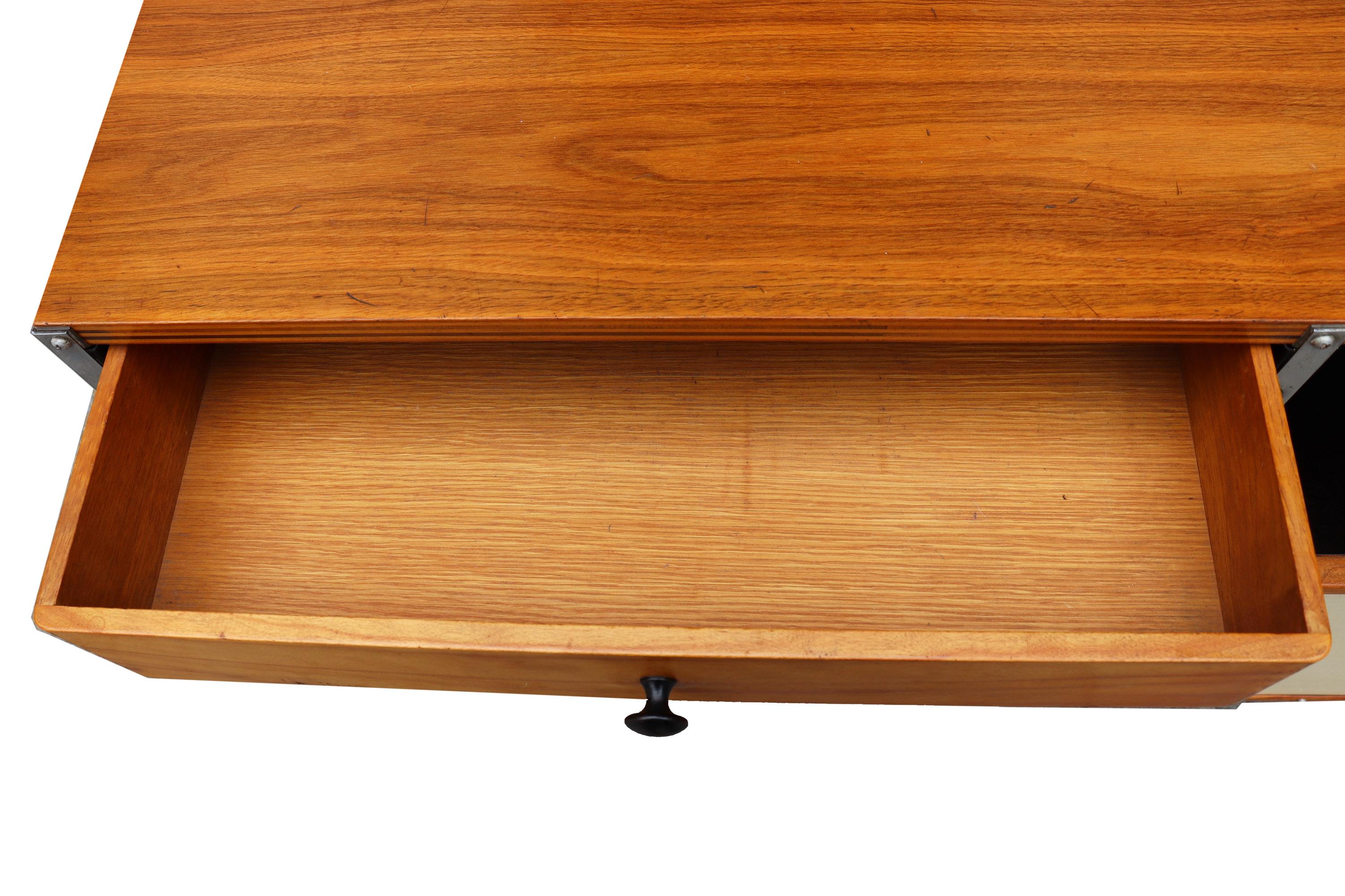 Steel Midcentury Eames ESU 200 for Herman Miller