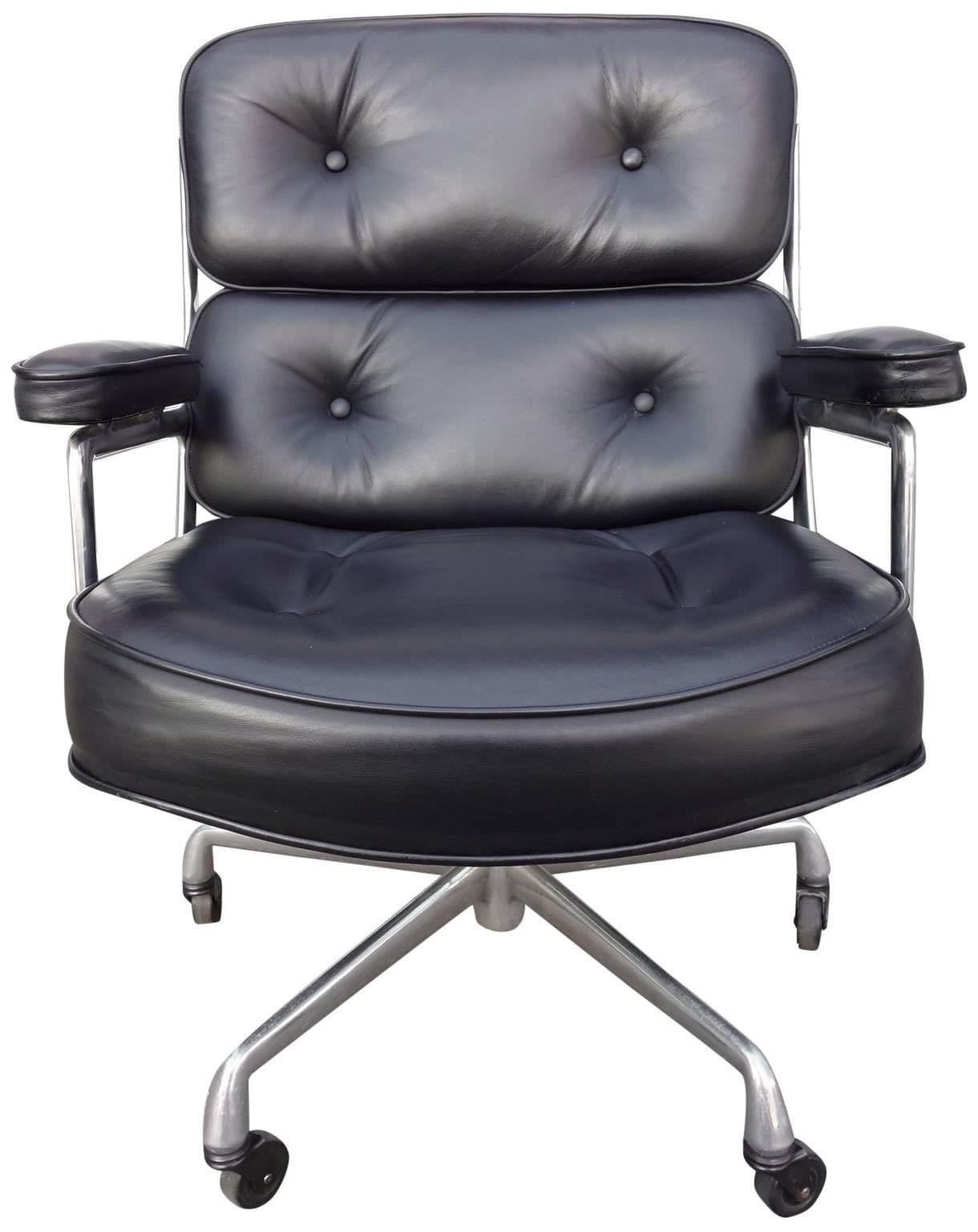 20th Century Midcentury Eames Executive Chair for Herman Miller Time-Life