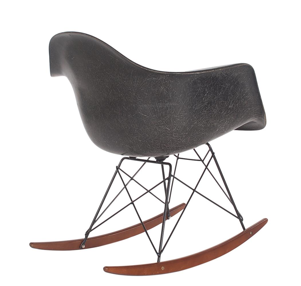 Mid-Century Modern Midcentury Eames for Herman Miller Fiberglass Rocking Lounge Chair in Black