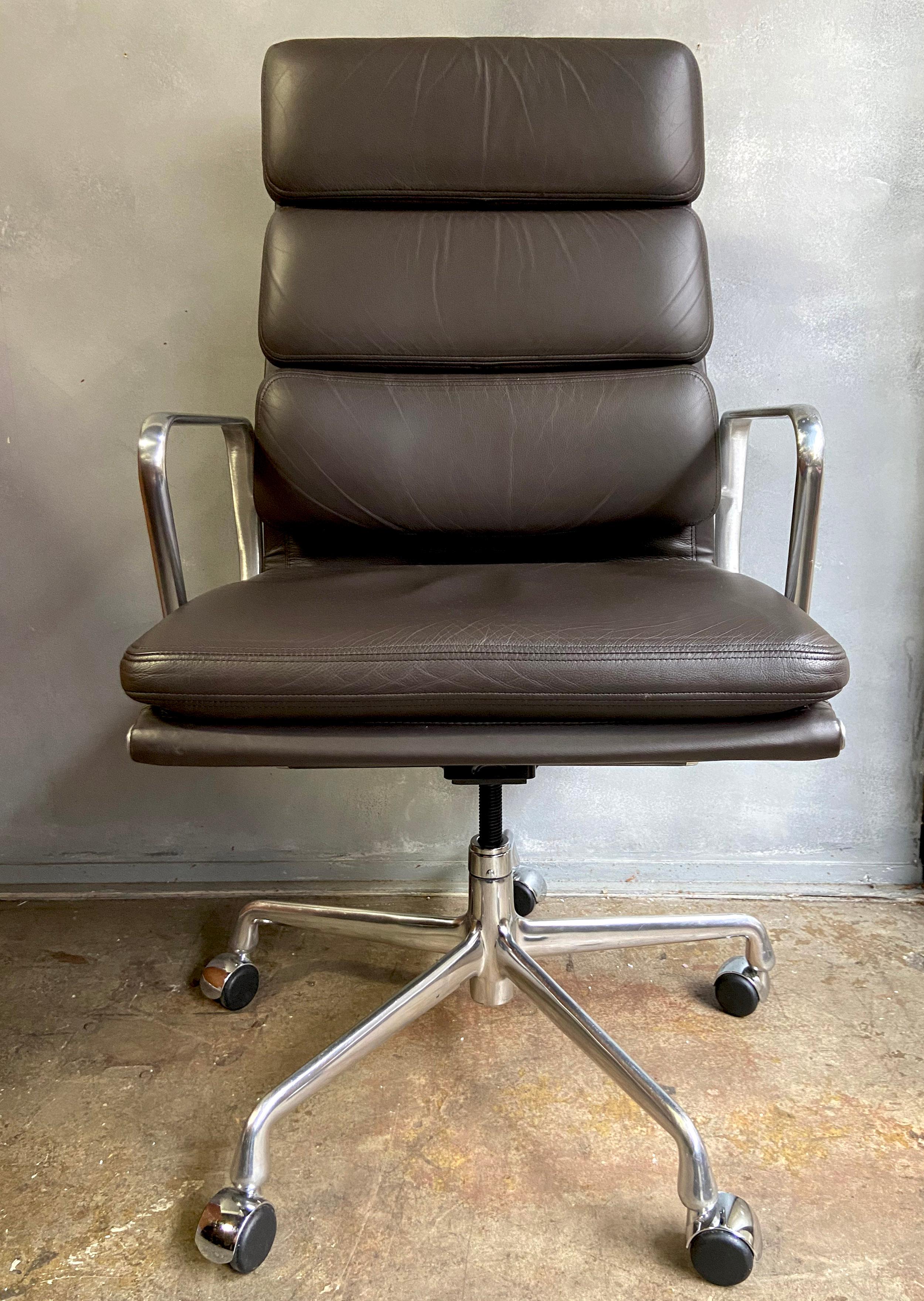 Mid-Century Modern Midcentury Eames High Back Soft Pad Chair for Herman Miller
