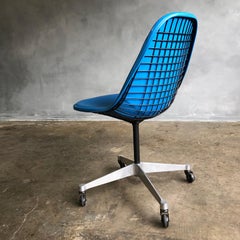 Midcentury Eames Wire Chair PKC-1
