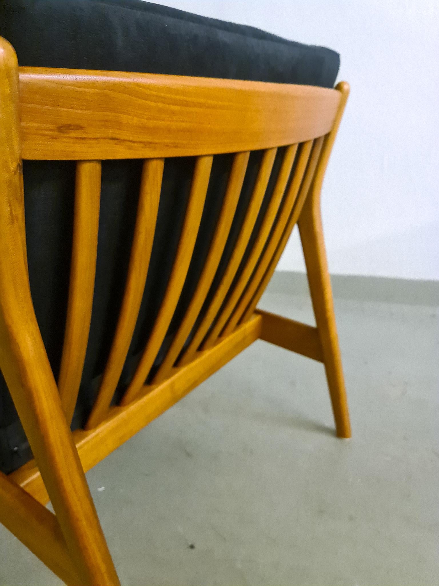 Mid-Century Easy Chair Nussbaum „USA 75“ Folke Ohlsson, DUX, Schweden im Angebot 3