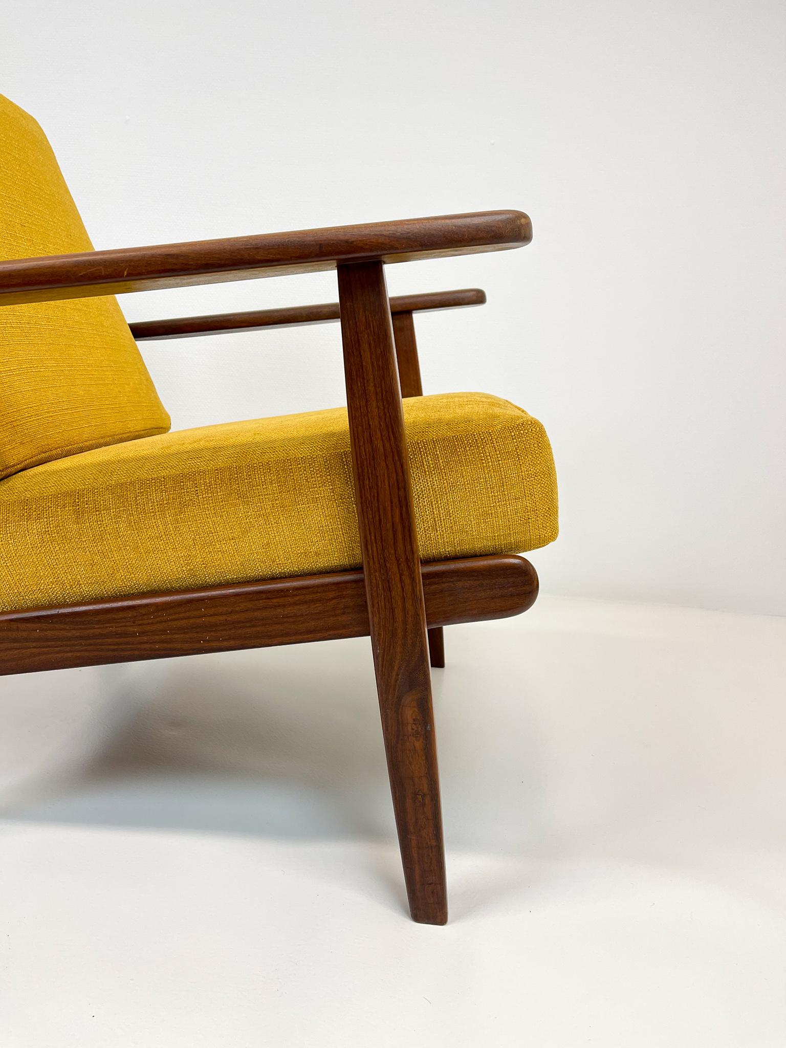 Midcentury Easy Chairs Model Ge-88 Massive Teak Wood GETAMA, Denmark, 1960s 3