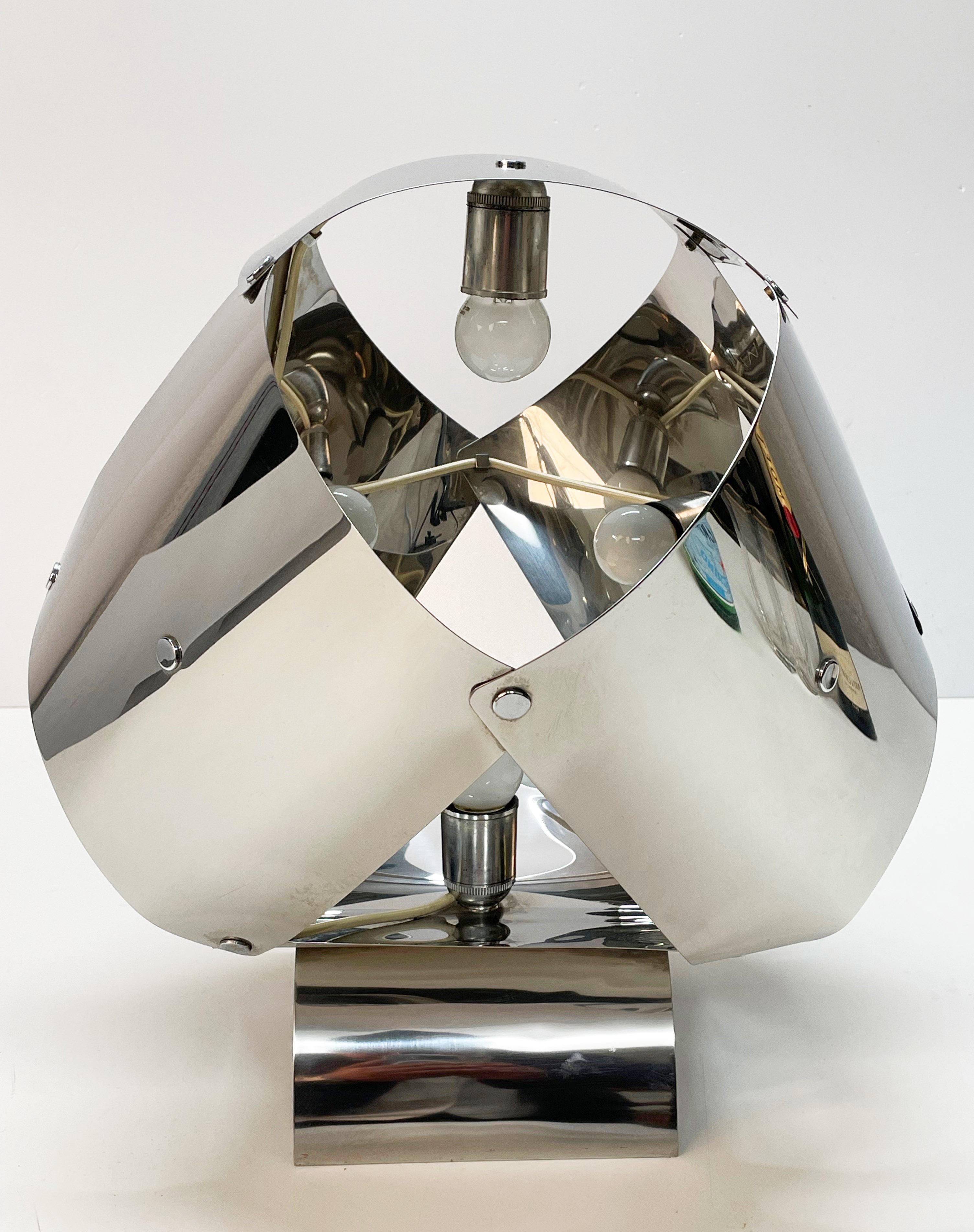 Midcentury Edera Radici ‘Avant Garde’ Steel Italian Table Lamp for Sagim, 1970 For Sale 9