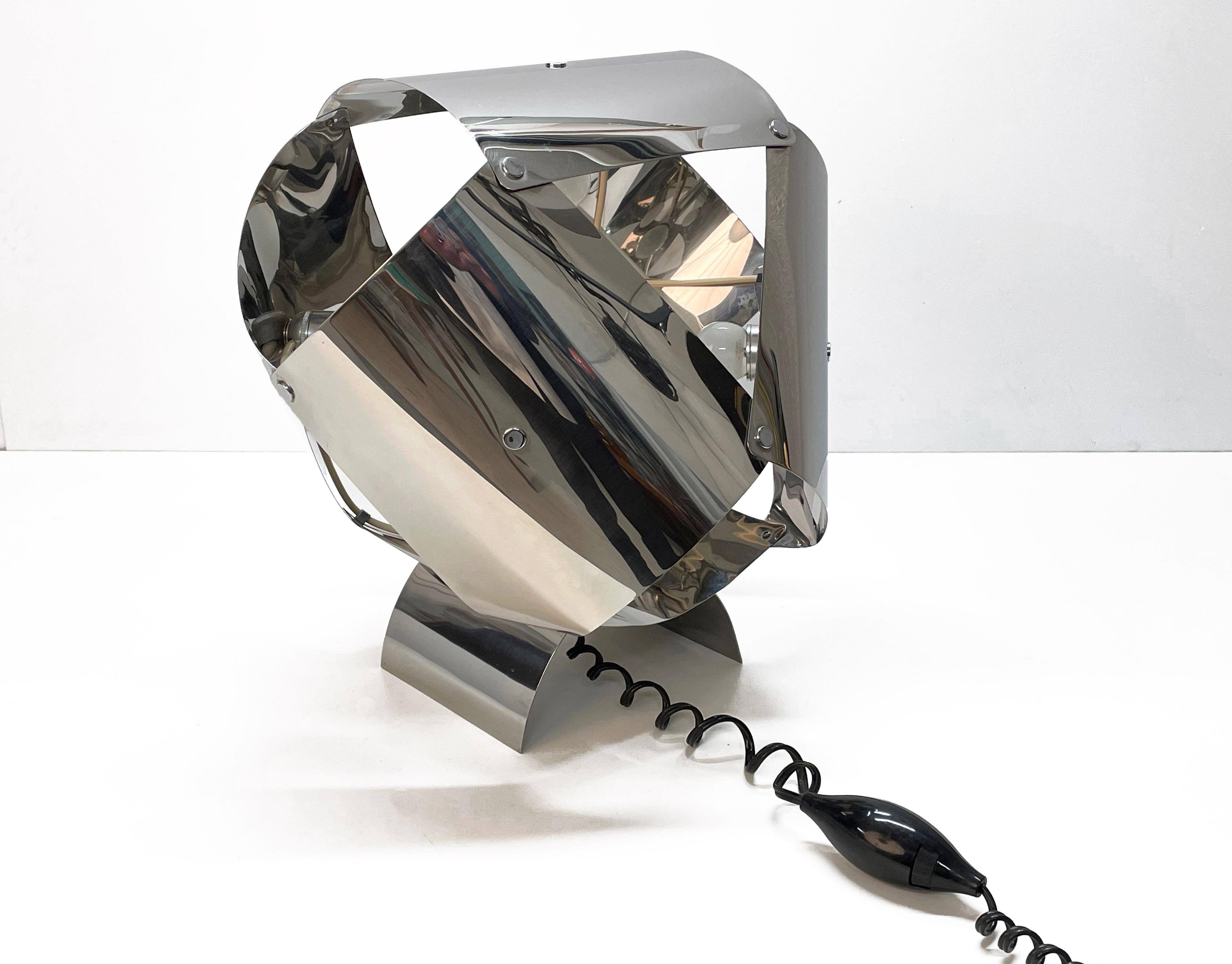 Midcentury Edera Radici ‘Avant Garde’ Steel Italian Table Lamp for Sagim, 1970 For Sale 11
