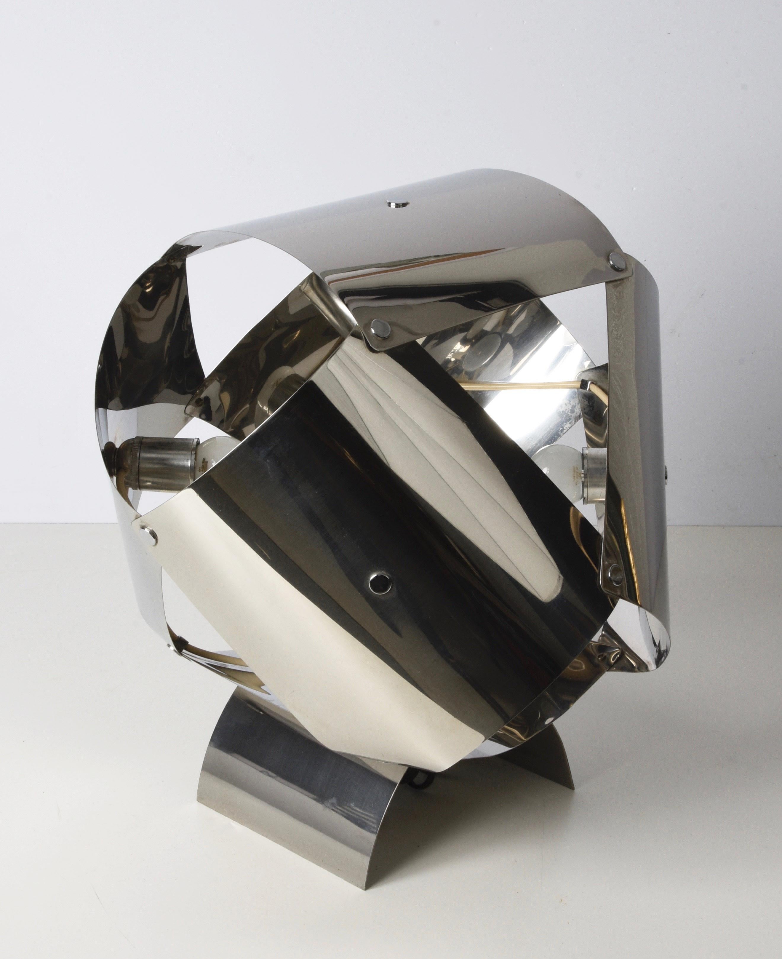 Mid-Century Modern Midcentury Edera Radici ‘Avant Garde’ Steel Italian Table Lamp for Sagim, 1970 For Sale