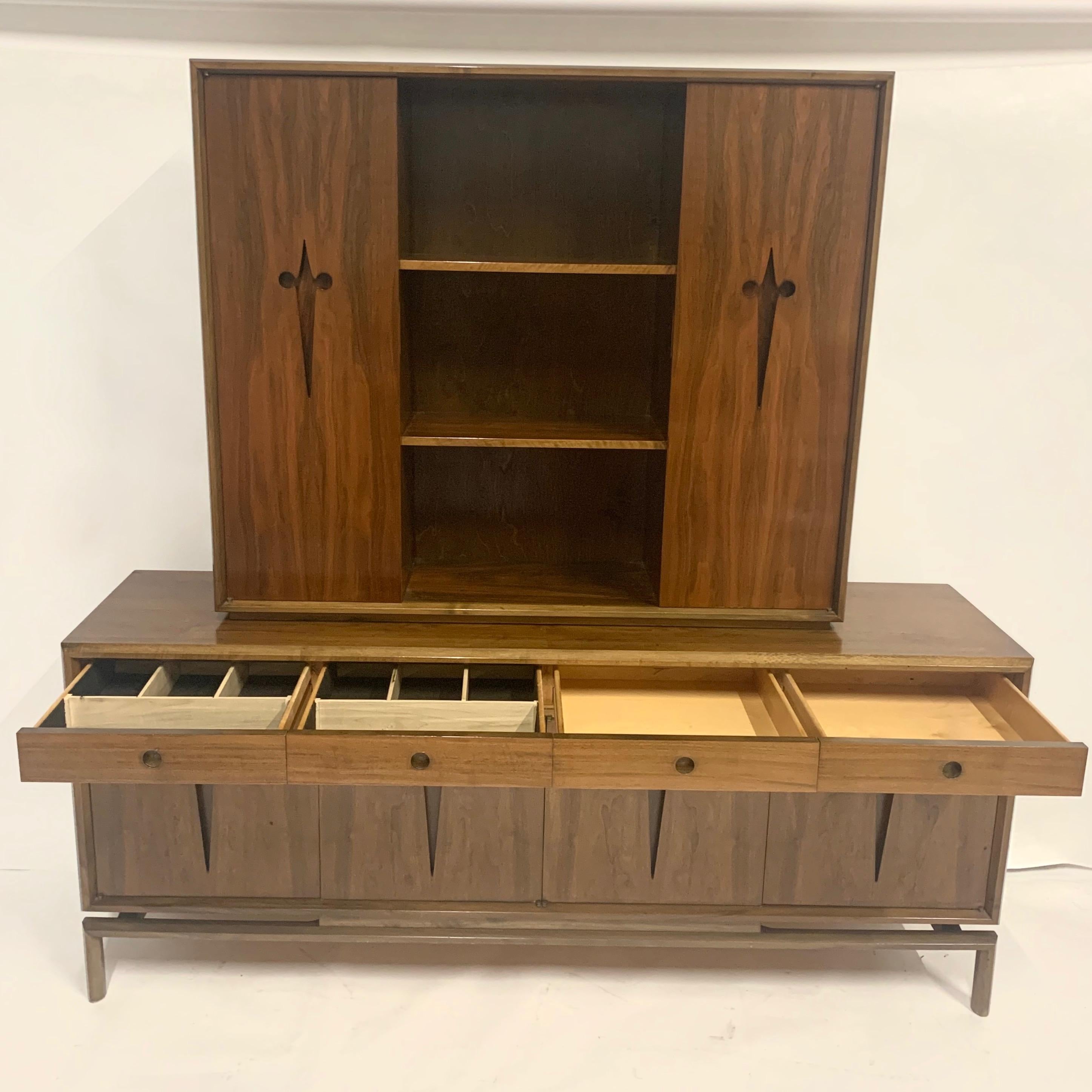 Midcentury Edmond J. Spence Stilted Walnut Credenza or Sideboard with Hutch In Good Condition In Hudson, NY