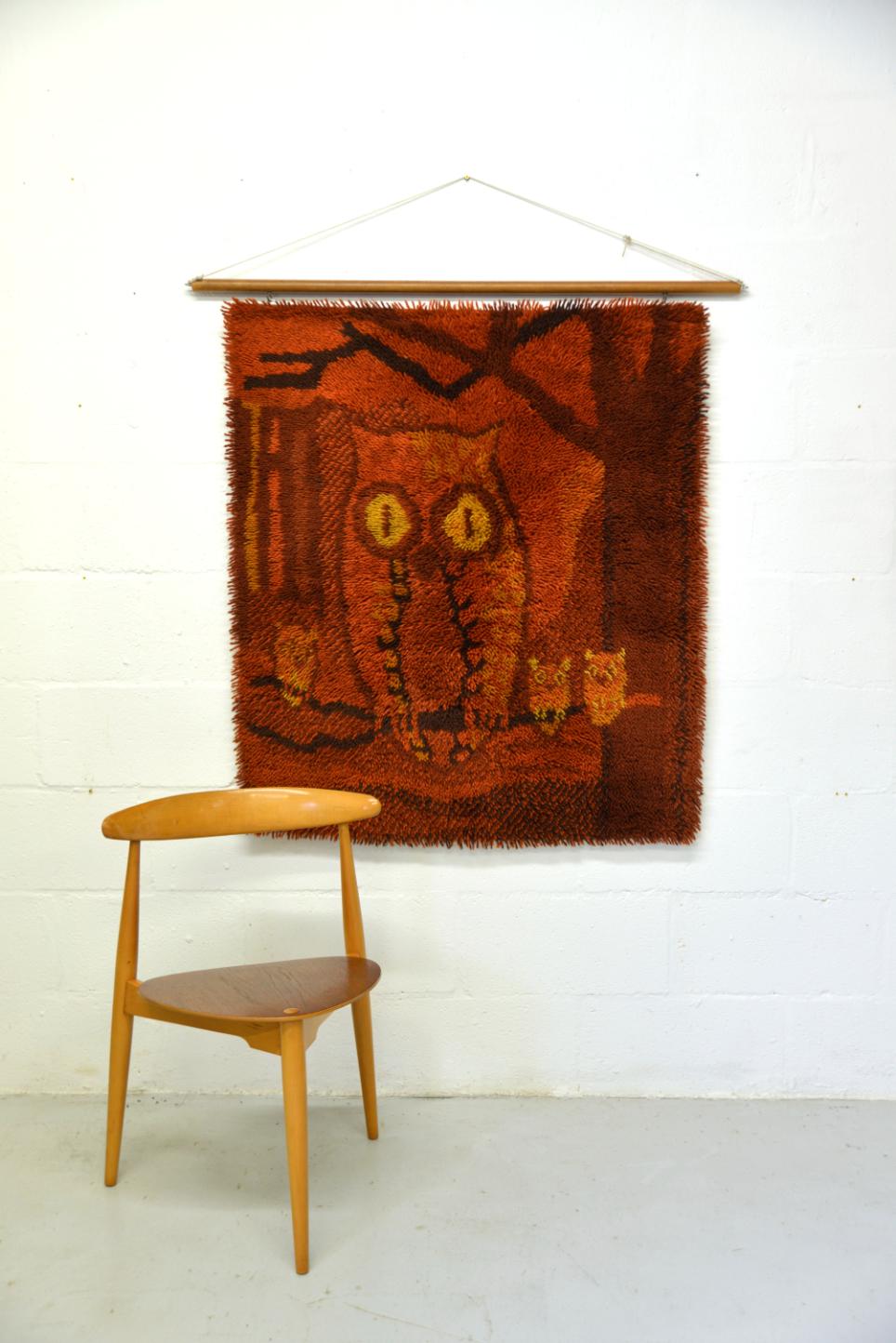 Midcentury EGE VAEGRYA Danish Scandinavian Owl Wall hanging Tapestry Art Rug 70s For Sale 4
