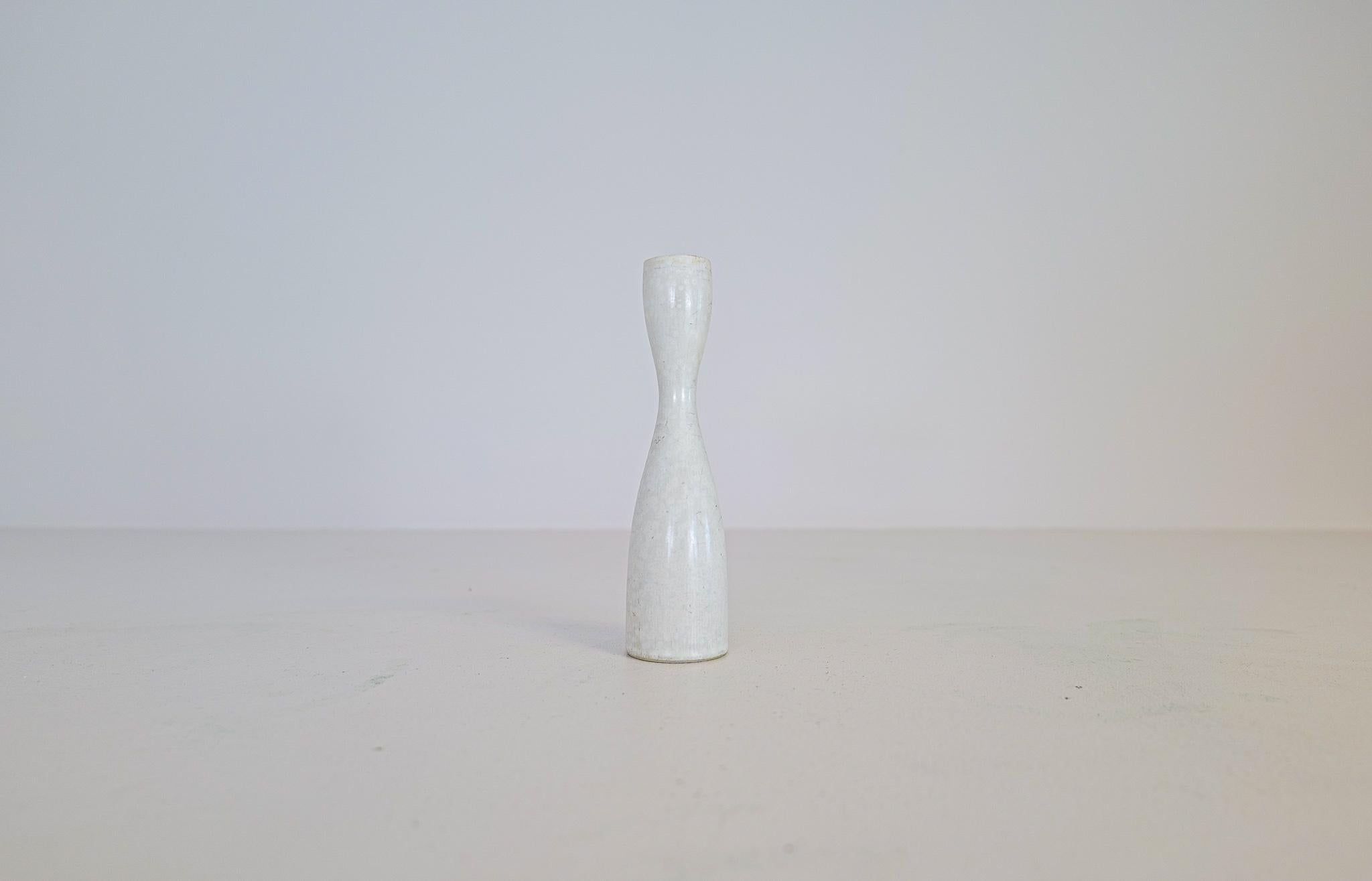This vase from Rörstrand and maker or designer Carl Harry Stålhane, was made in Sweden in the midcentury. Its beautiful eggshell glazed combined with its incredible forms makes this an exceptional good piece.

Very good vintage condition. Black