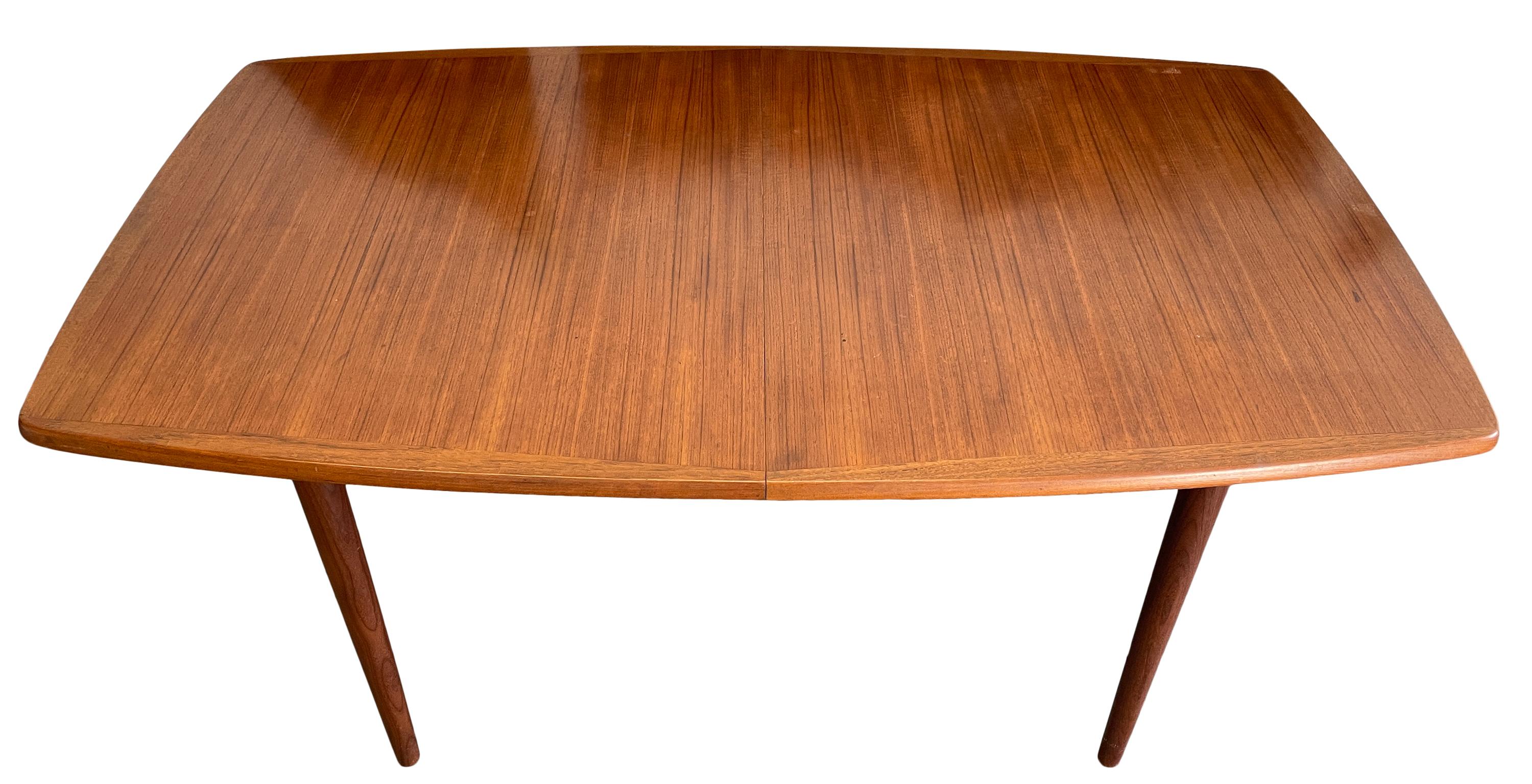 Mid-Century Modern Midcentury Elliptical rounded Teak Expandable Dining Table '2' Leaves Beautiful