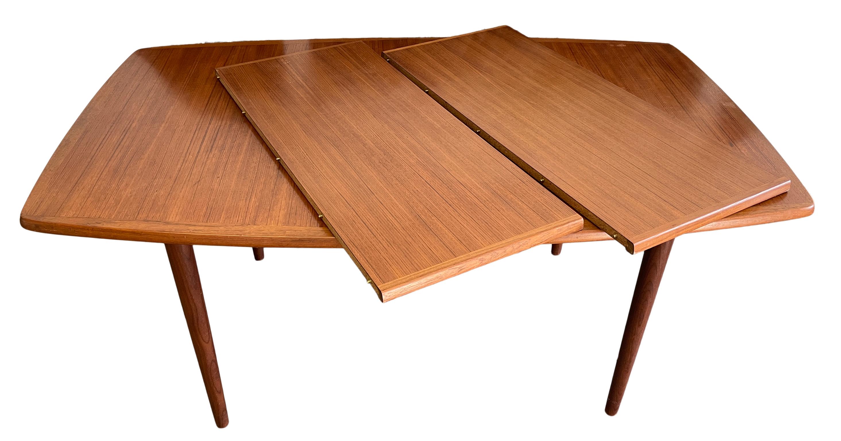 Woodwork Midcentury Elliptical rounded Teak Expandable Dining Table '2' Leaves Beautiful