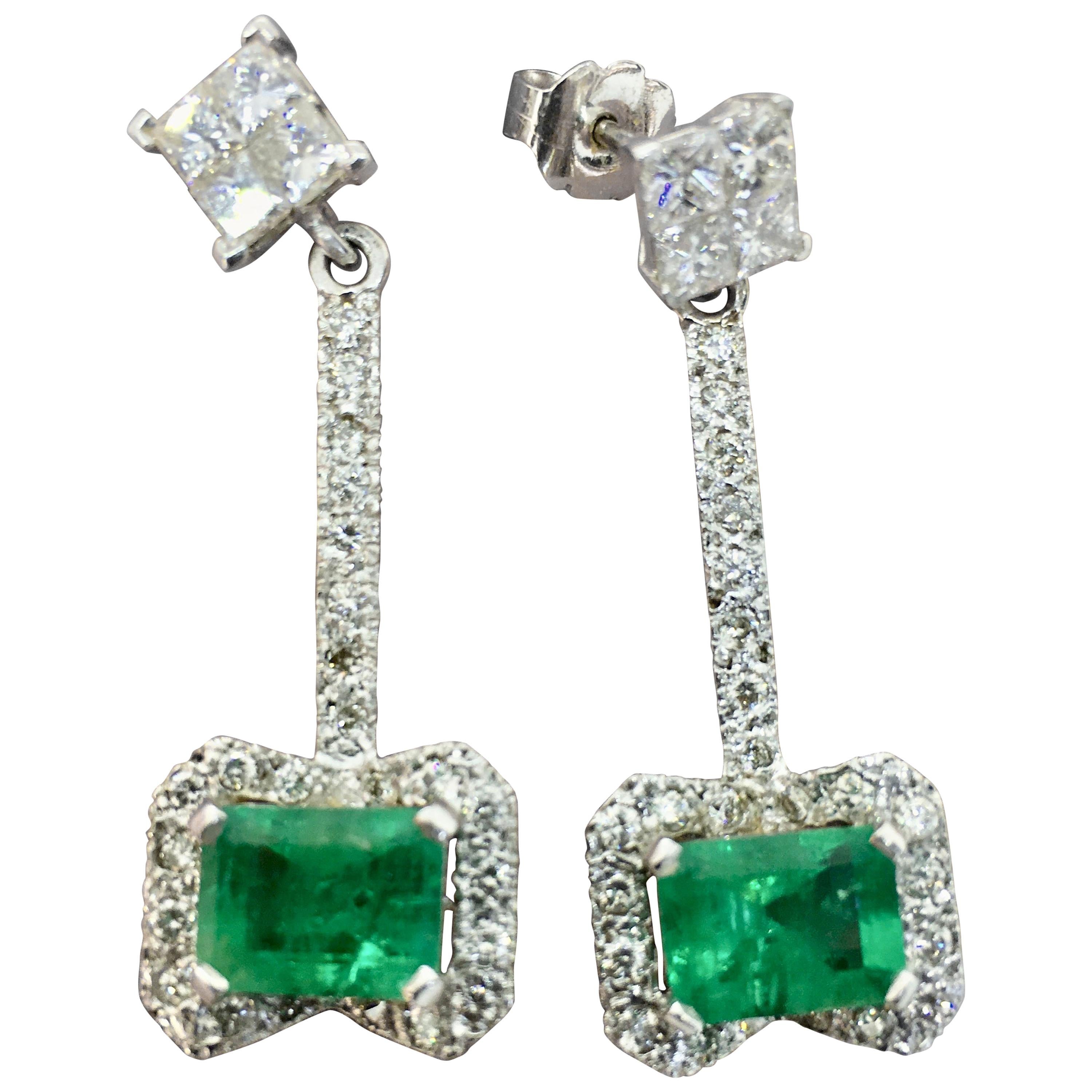 10.76 Carats Midcentury Style Emerald and Diamond Drop Earrings 18 Karat For Sale