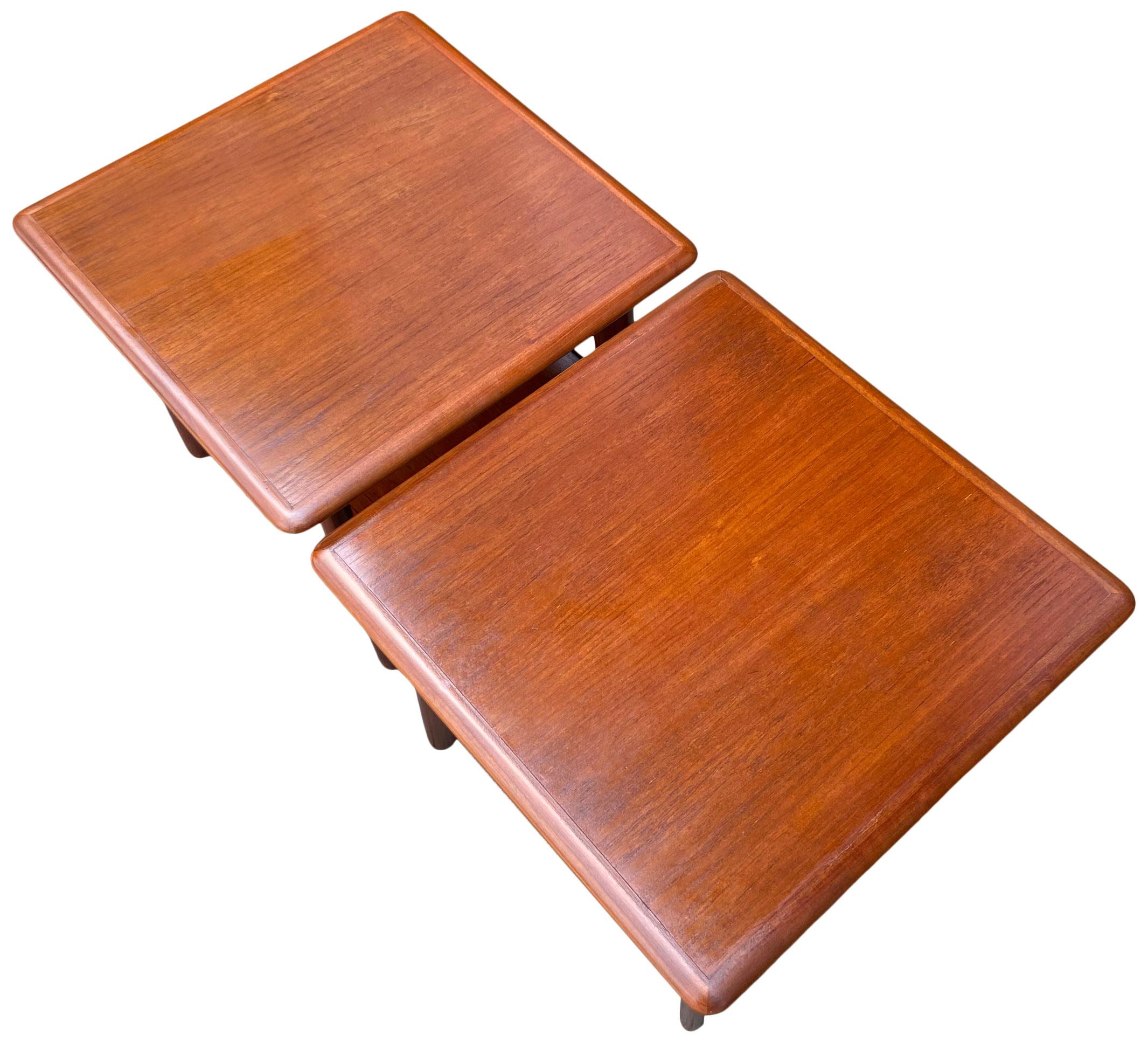 Danois Tables d'extrémité ou tables de nuit du milieu du siècle dernier de Svend Madsen en vente