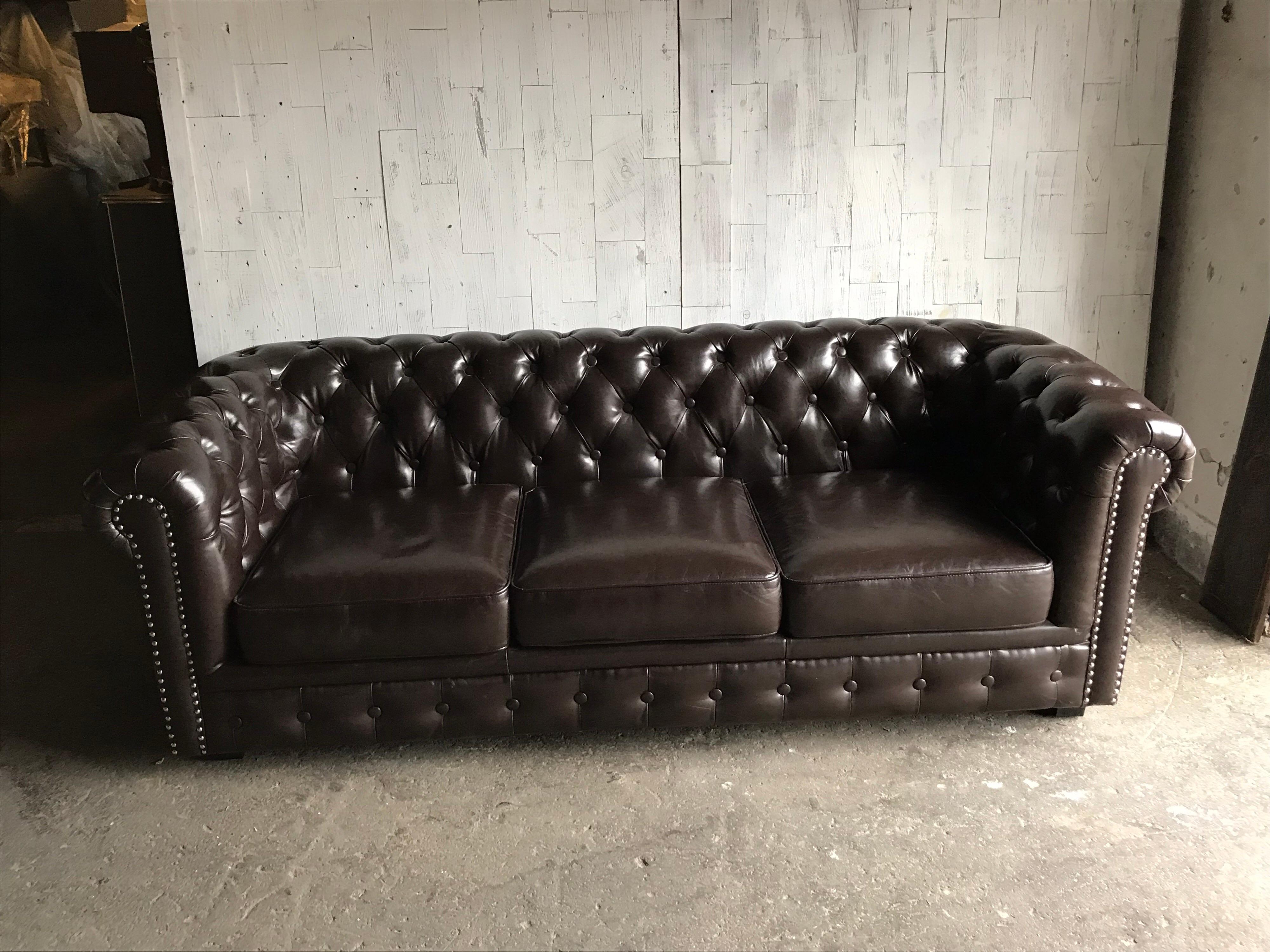 Midcentury English Brown Chesterfield Sofa For Sale 5