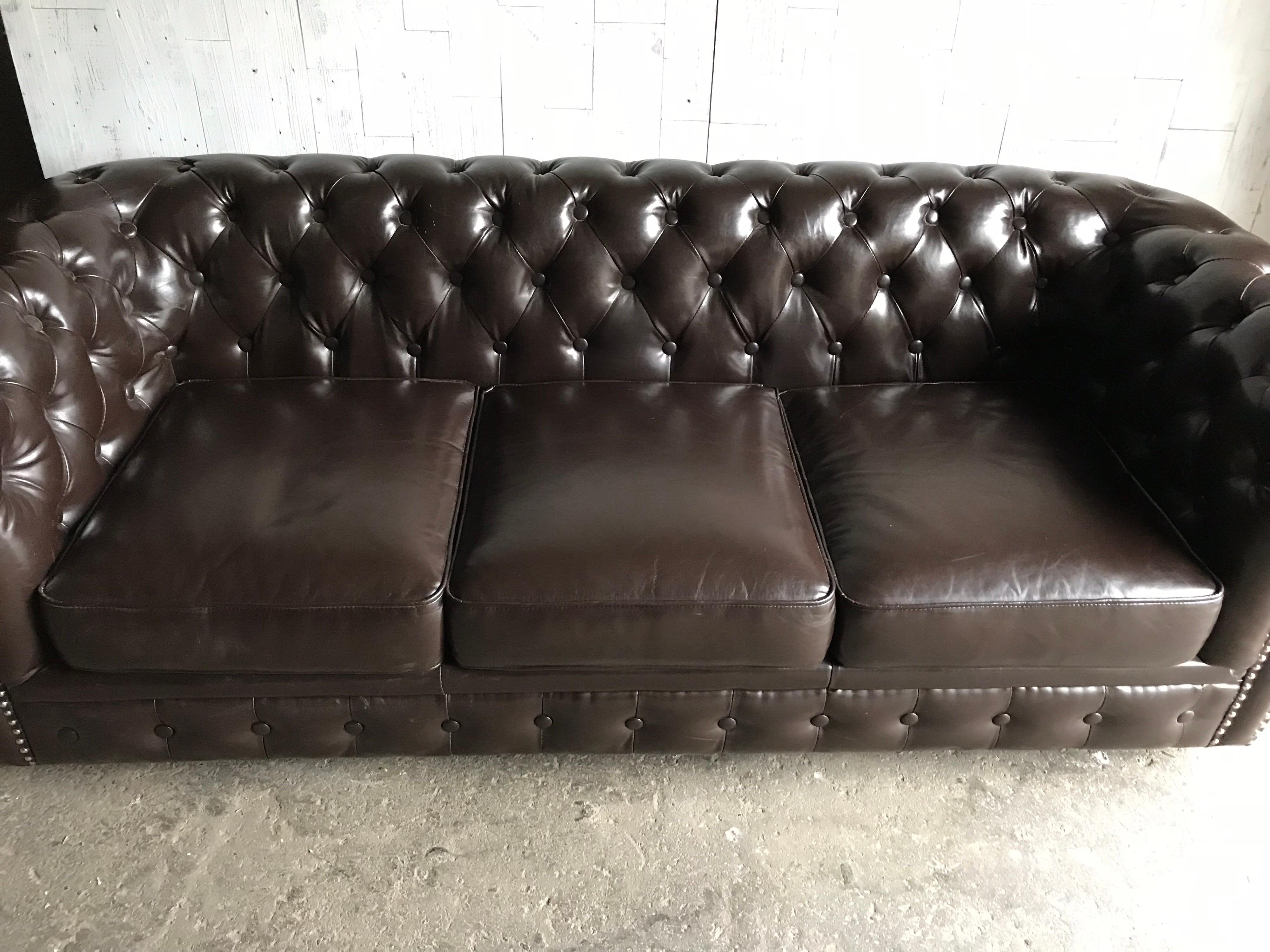 Edwardian Midcentury English Brown Chesterfield Sofa For Sale