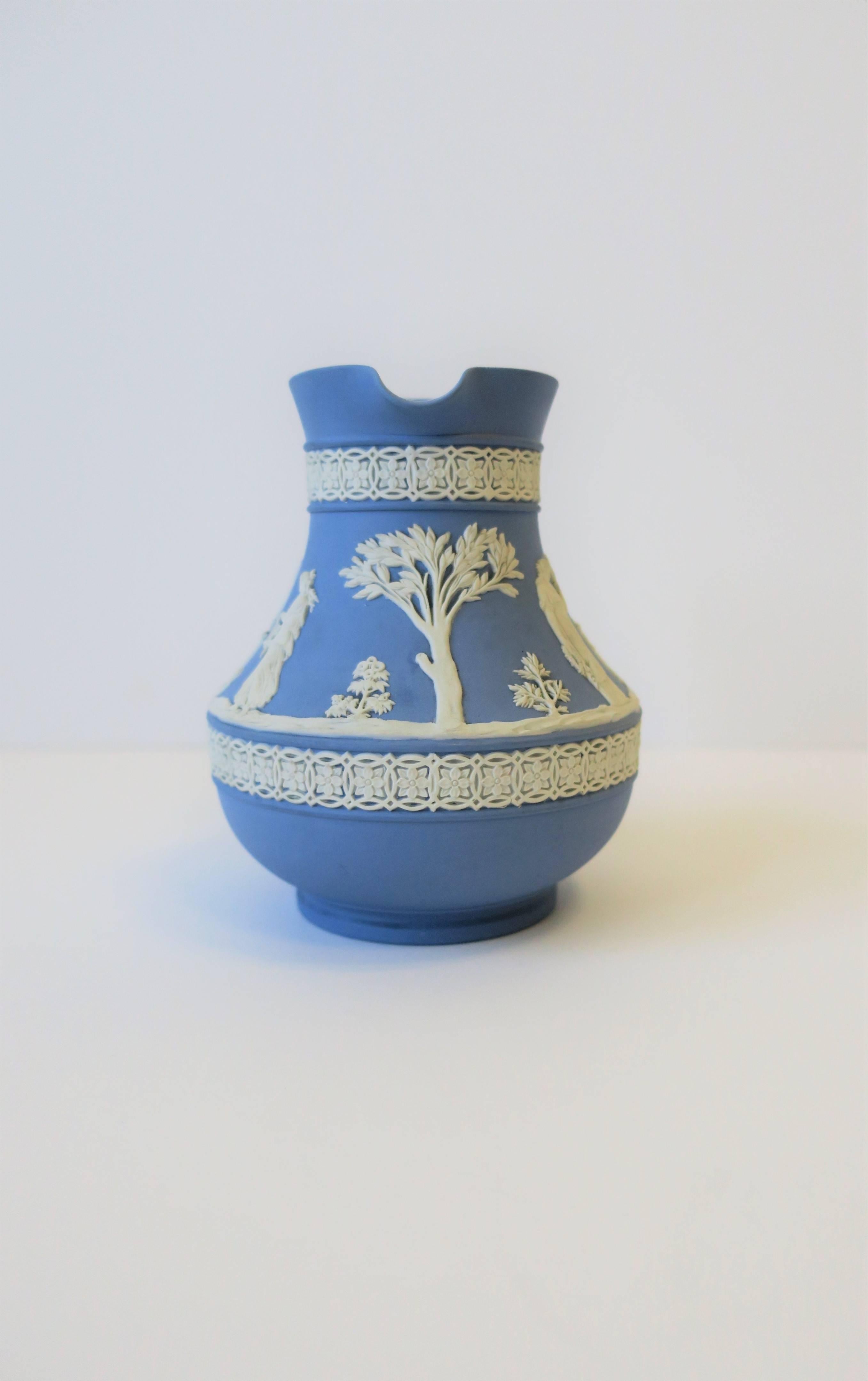 English Wedgwood Neoclassical Blue and White Jasperware Pitcher In Good Condition In New York, NY