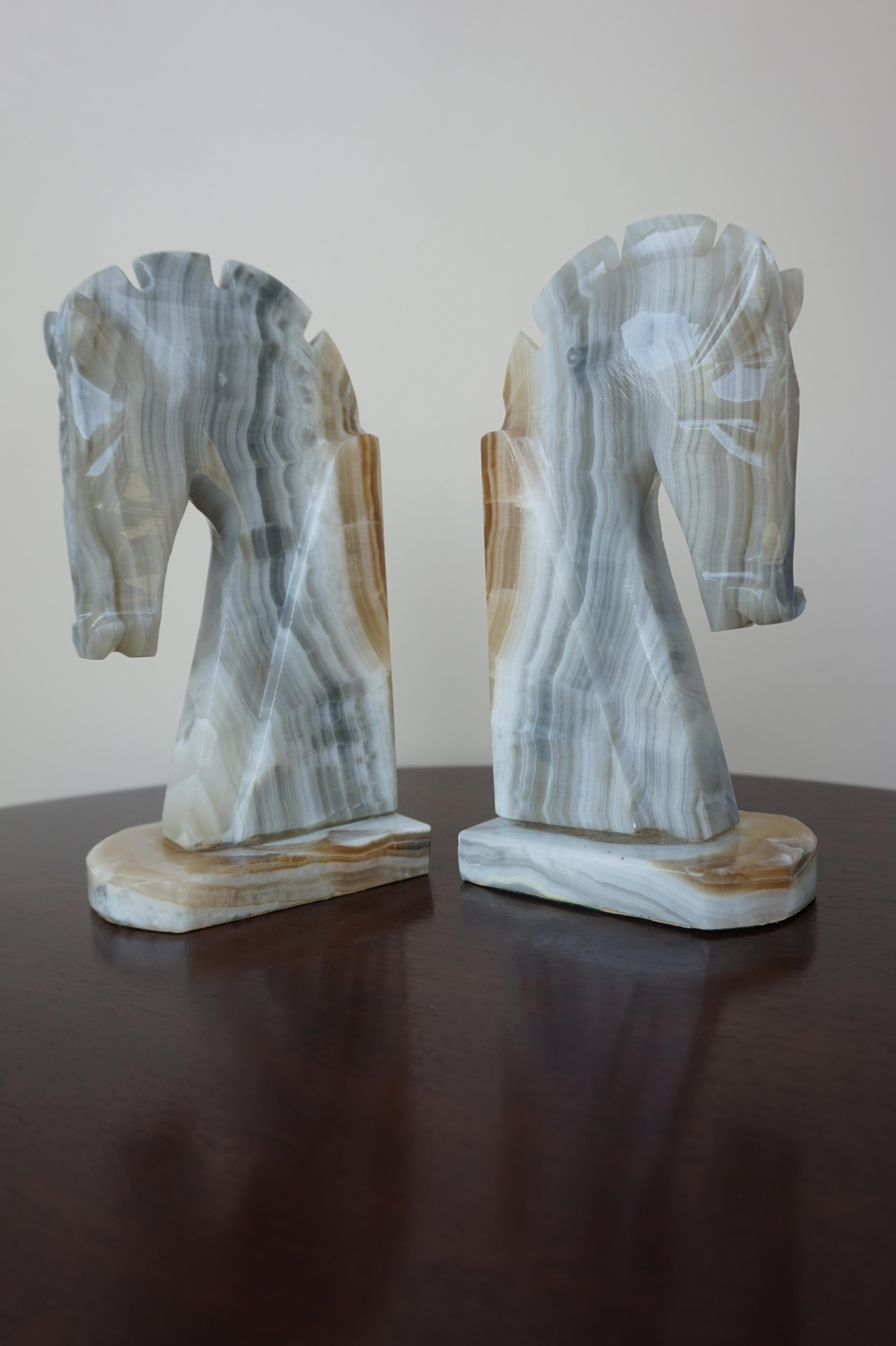Midcentury Era Pair of Handcrafted Art Deco Style Horse Sculpture Onyx Bookends 4