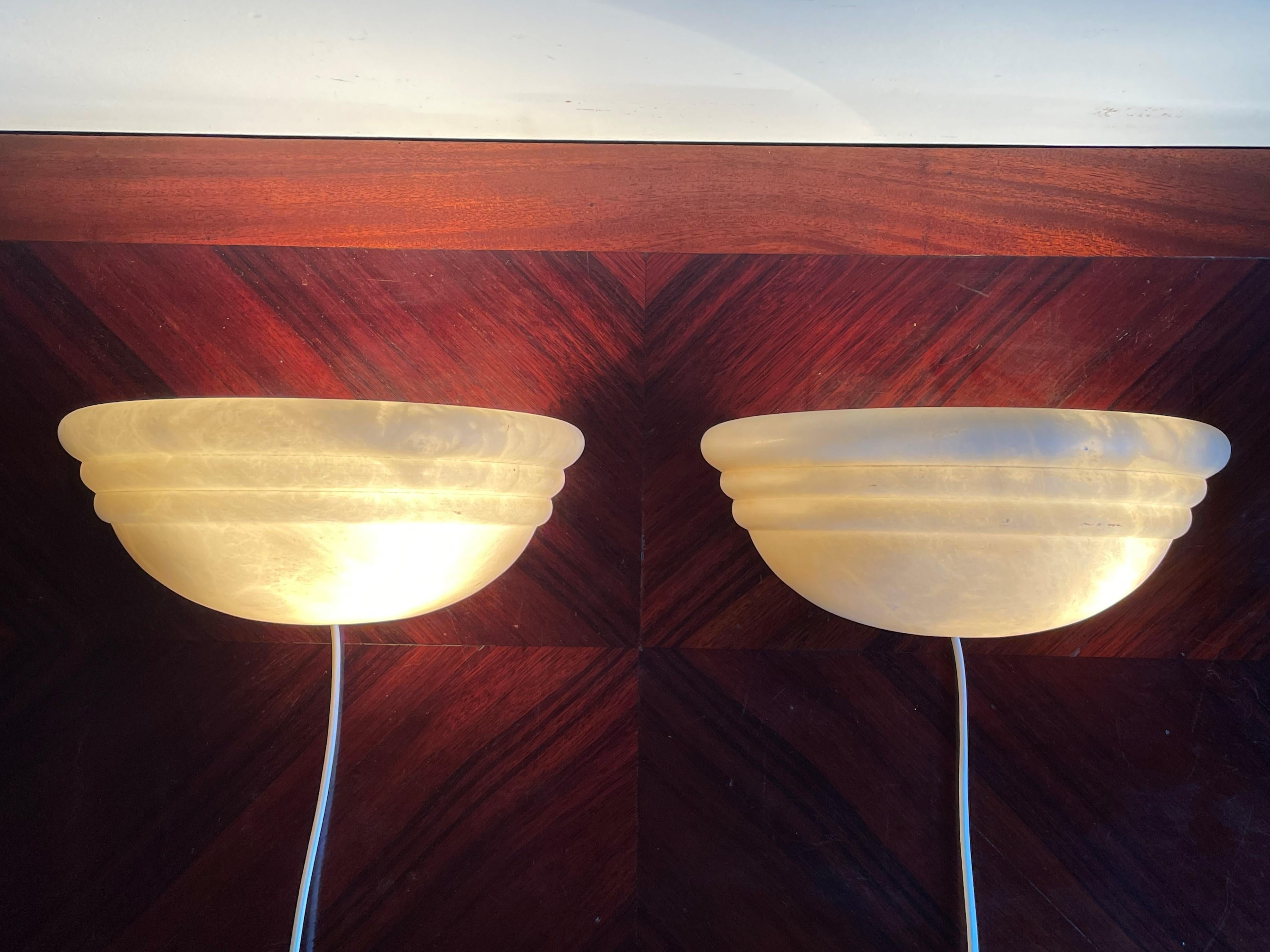 Mid-Century Era Set of Two Small Art Deco Style Alabaster Wall Lamps or Sconces For Sale 2