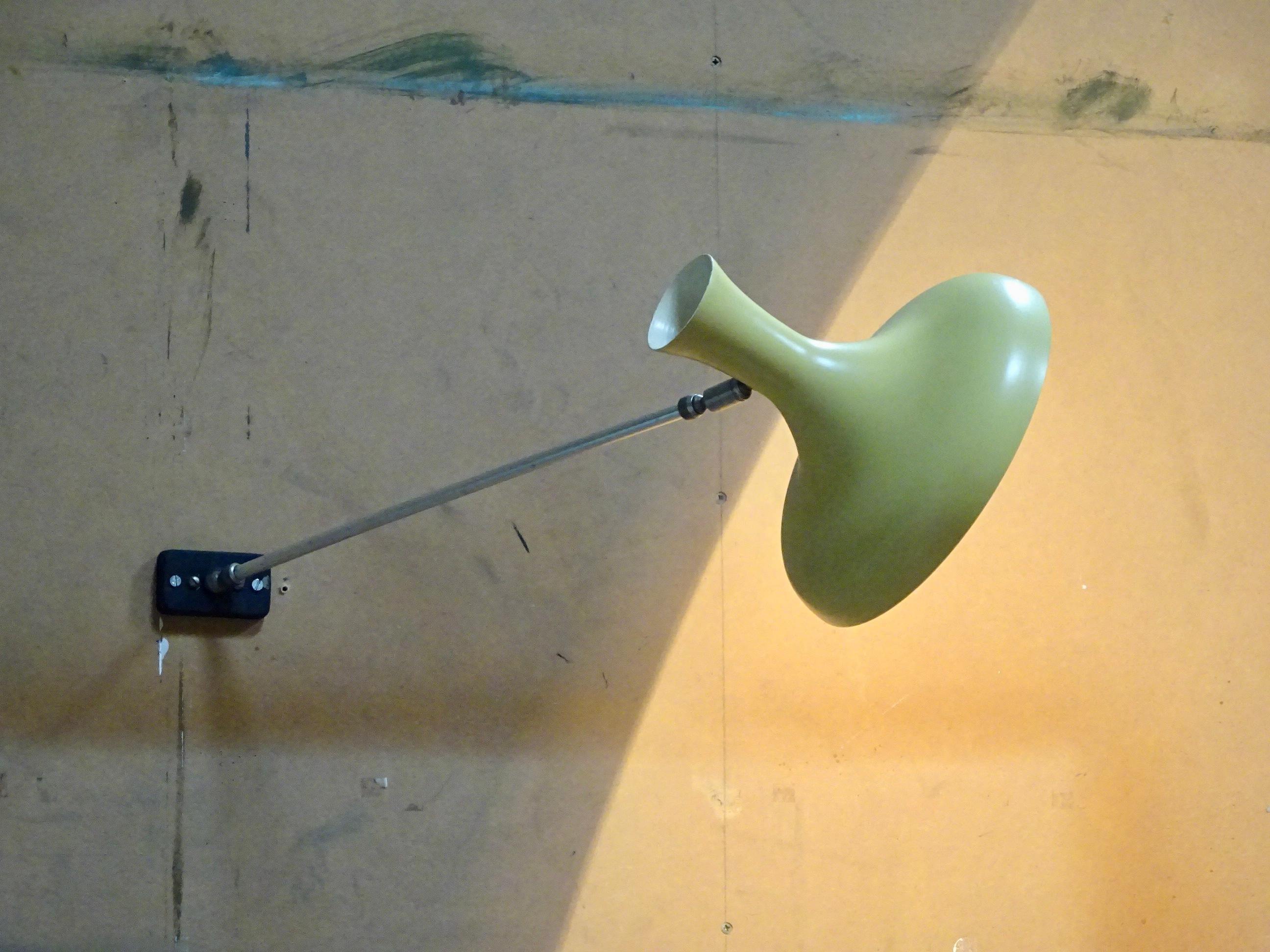 Midcentury “Erpé” Diabolo Wall Lamp In Good Condition For Sale In Barcelona, ES