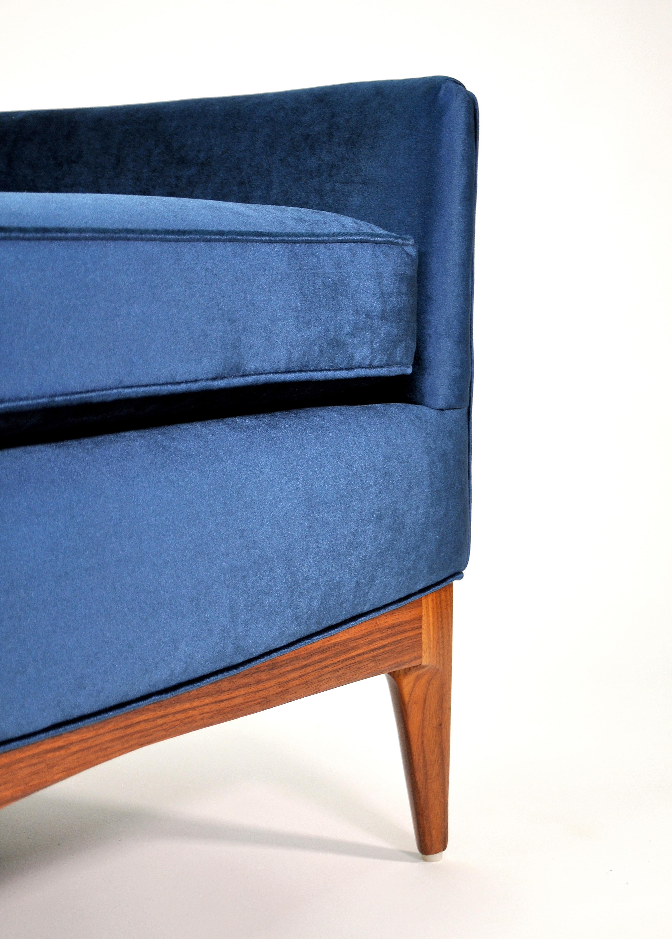 North American Mid-Century McCobb Style Blue Velvet and Walnut Lounge Chair, 1960s